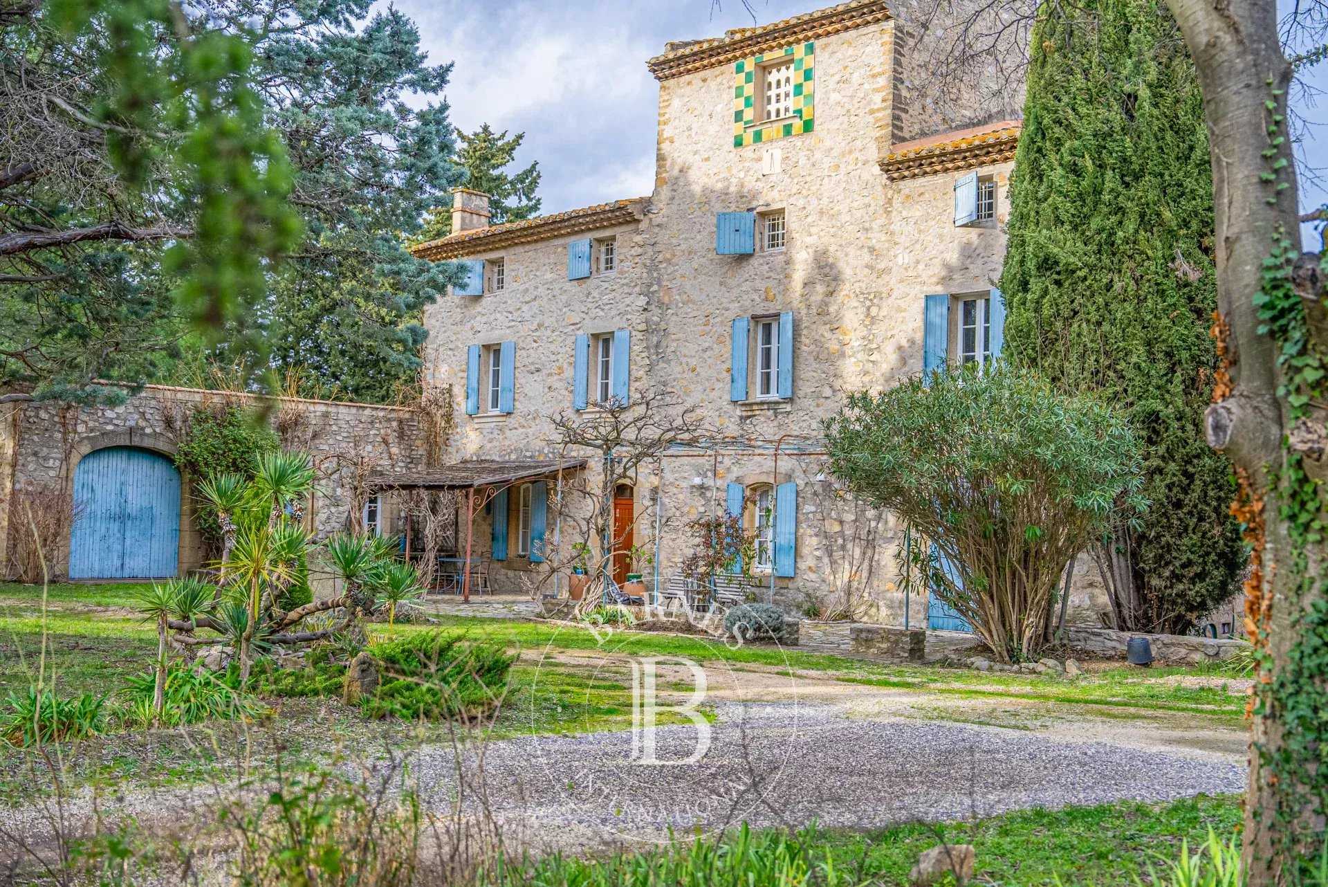 Propriété Aix-en-Provence  -  ref 86645266 (picture 2)