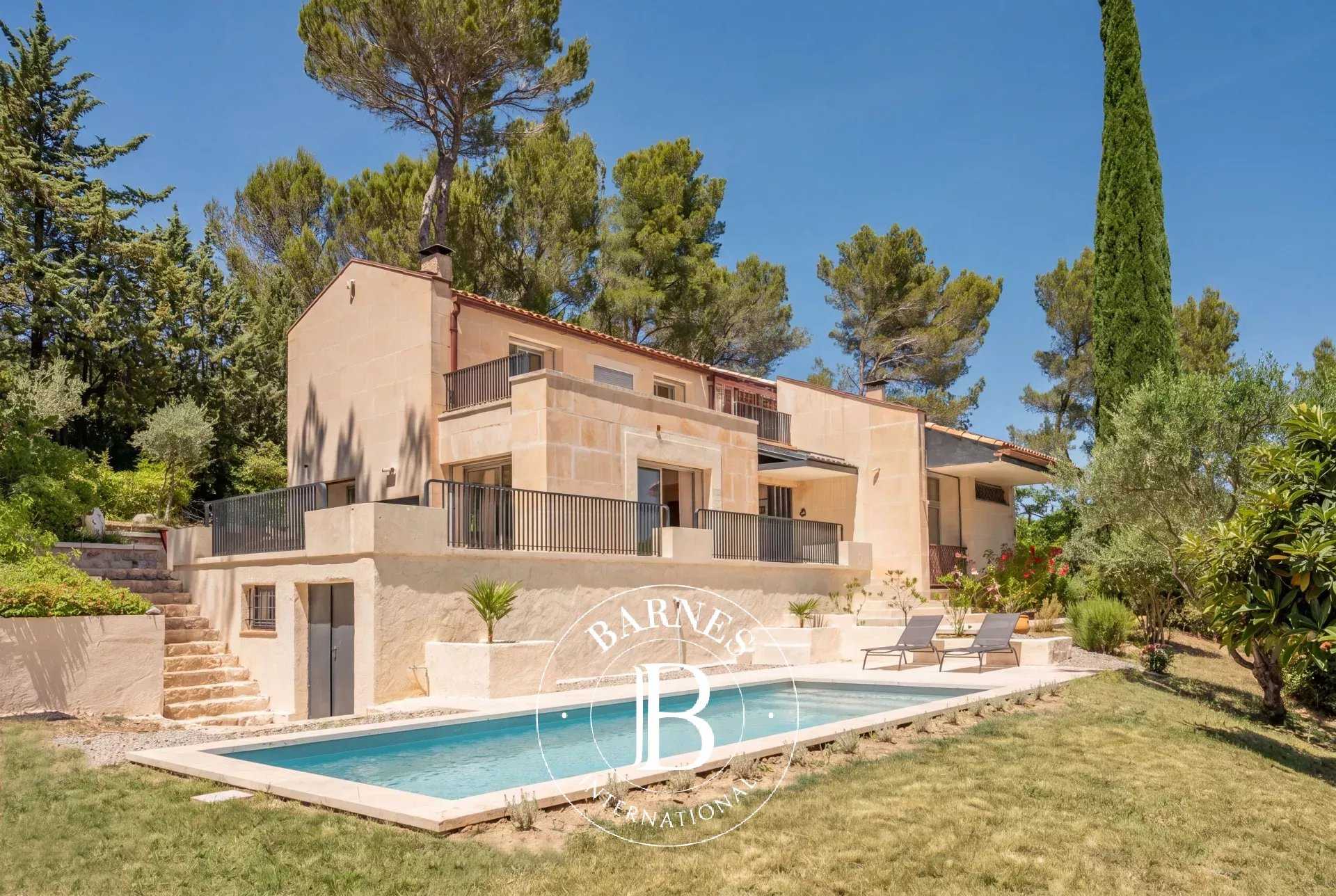House Aix-en-Provence  -  ref 87104688 (picture 1)