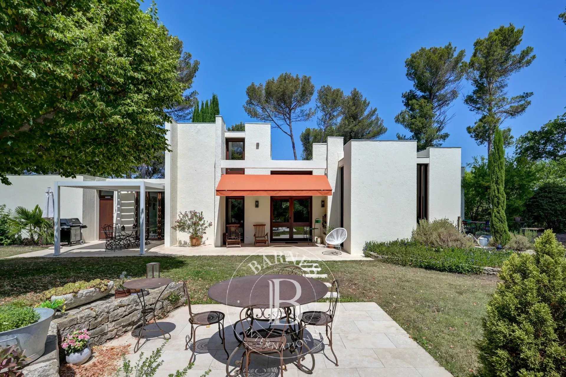 Maison Aix-en-Provence  -  ref 86051346 (picture 1)