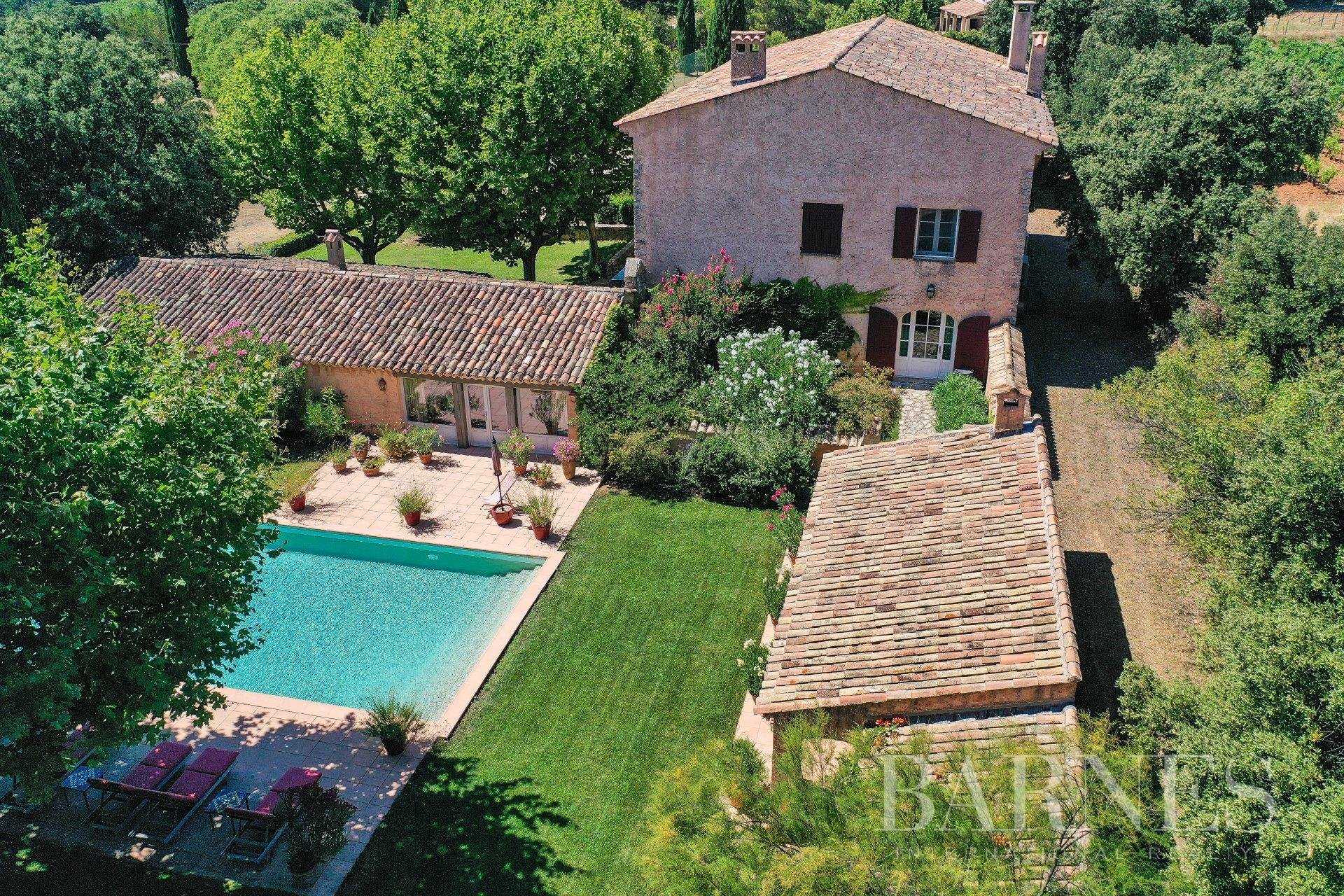 Property Aix-en-Provence  -  ref 5852994 (picture 1)
