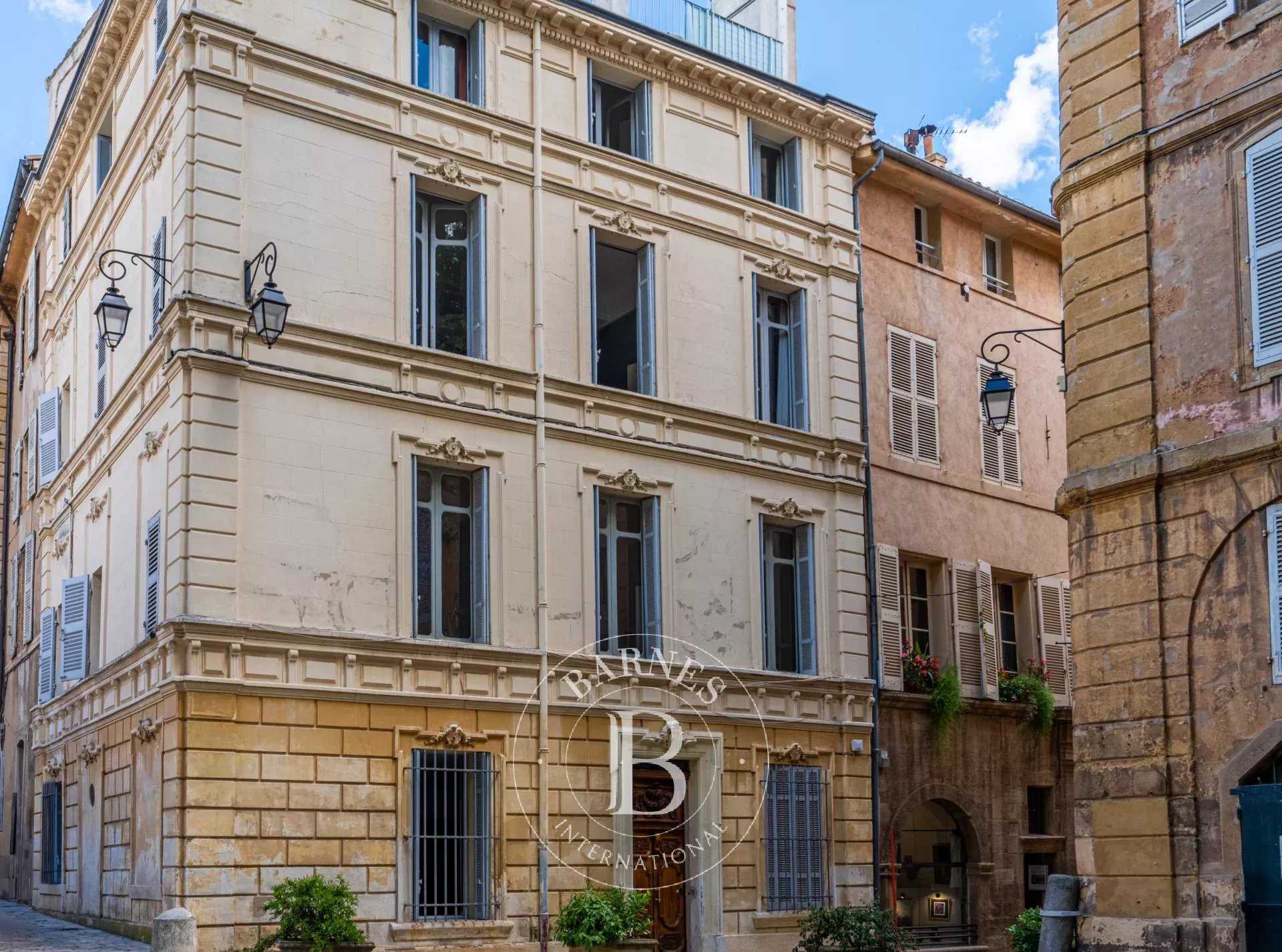 Aix-en-Provence  - Townhouse 10 Bedrooms