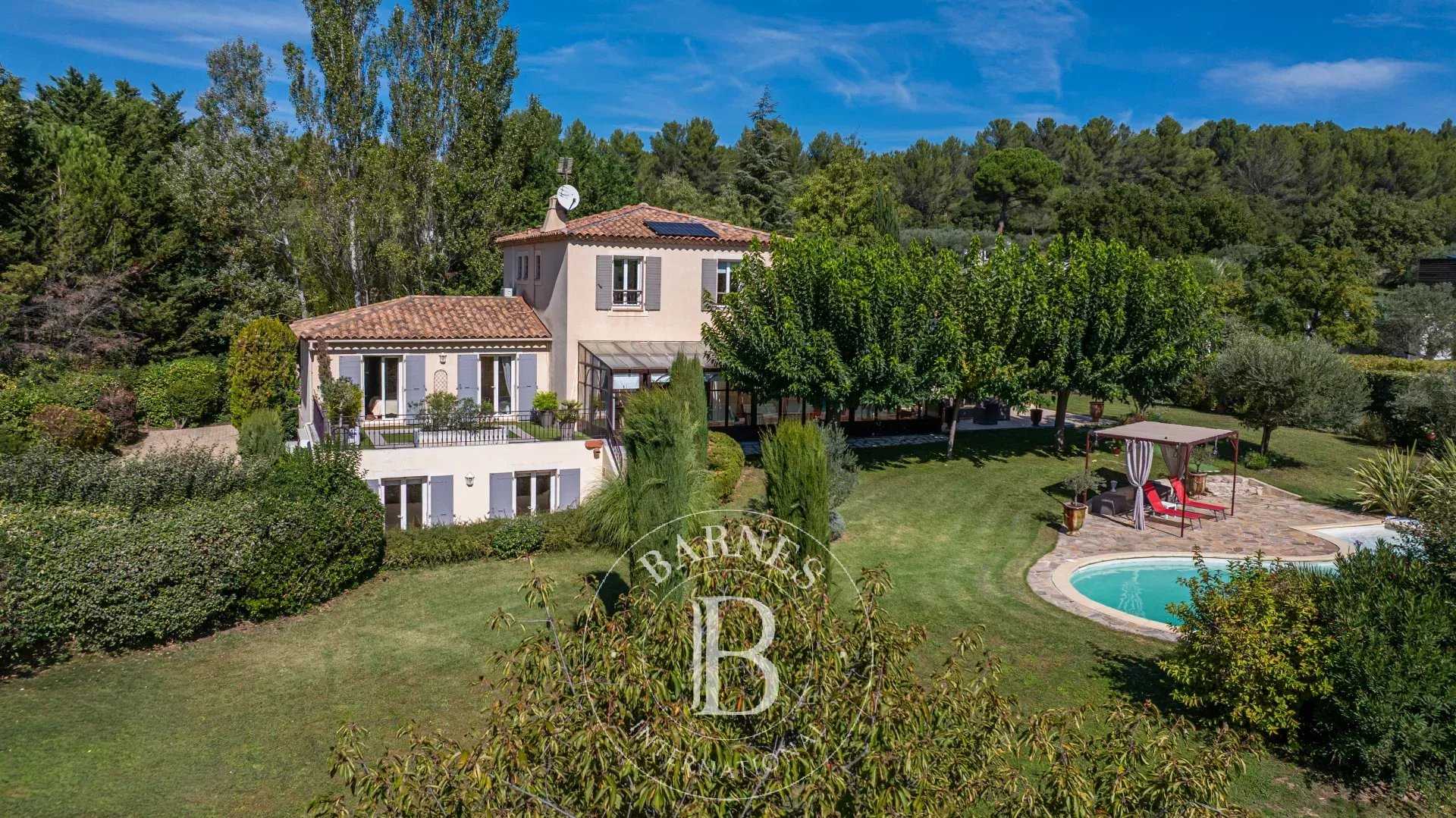 House Aix-en-Provence  -  ref 86342877 (picture 1)