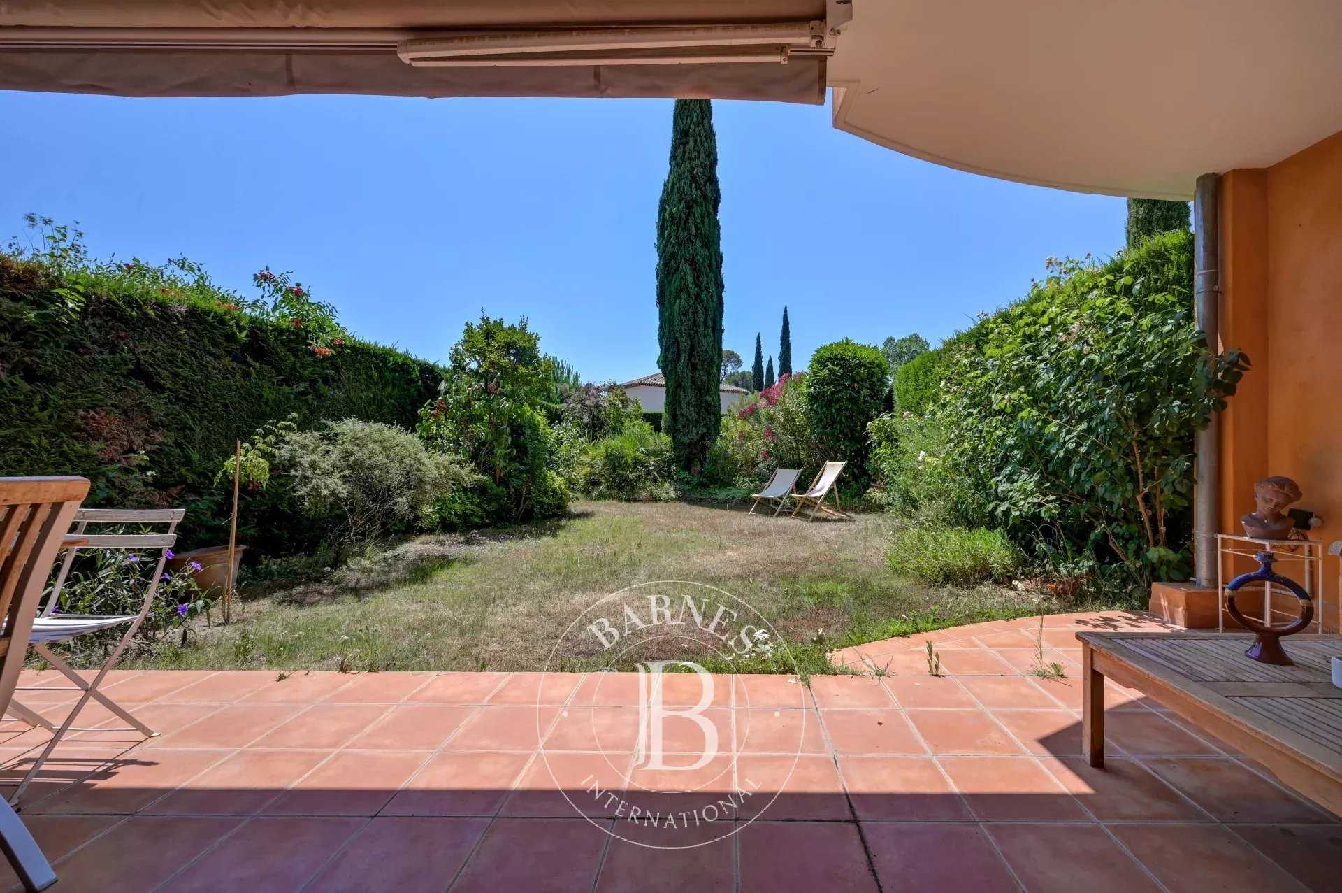 Apartment Aix-en-Provence  -  ref 85853617 (picture 2)