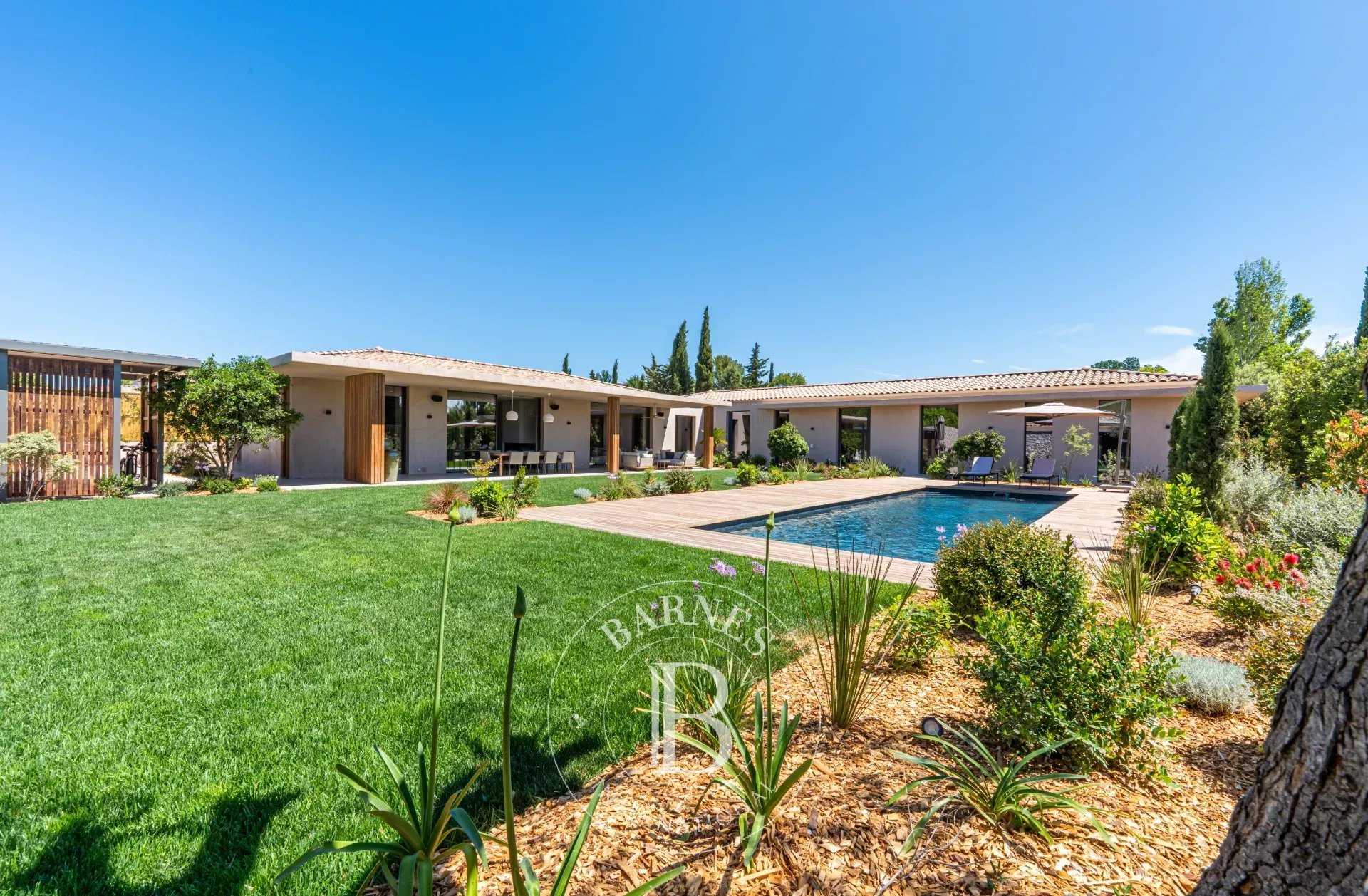 Maison Aix-en-Provence  -  ref 85966127 (picture 2)