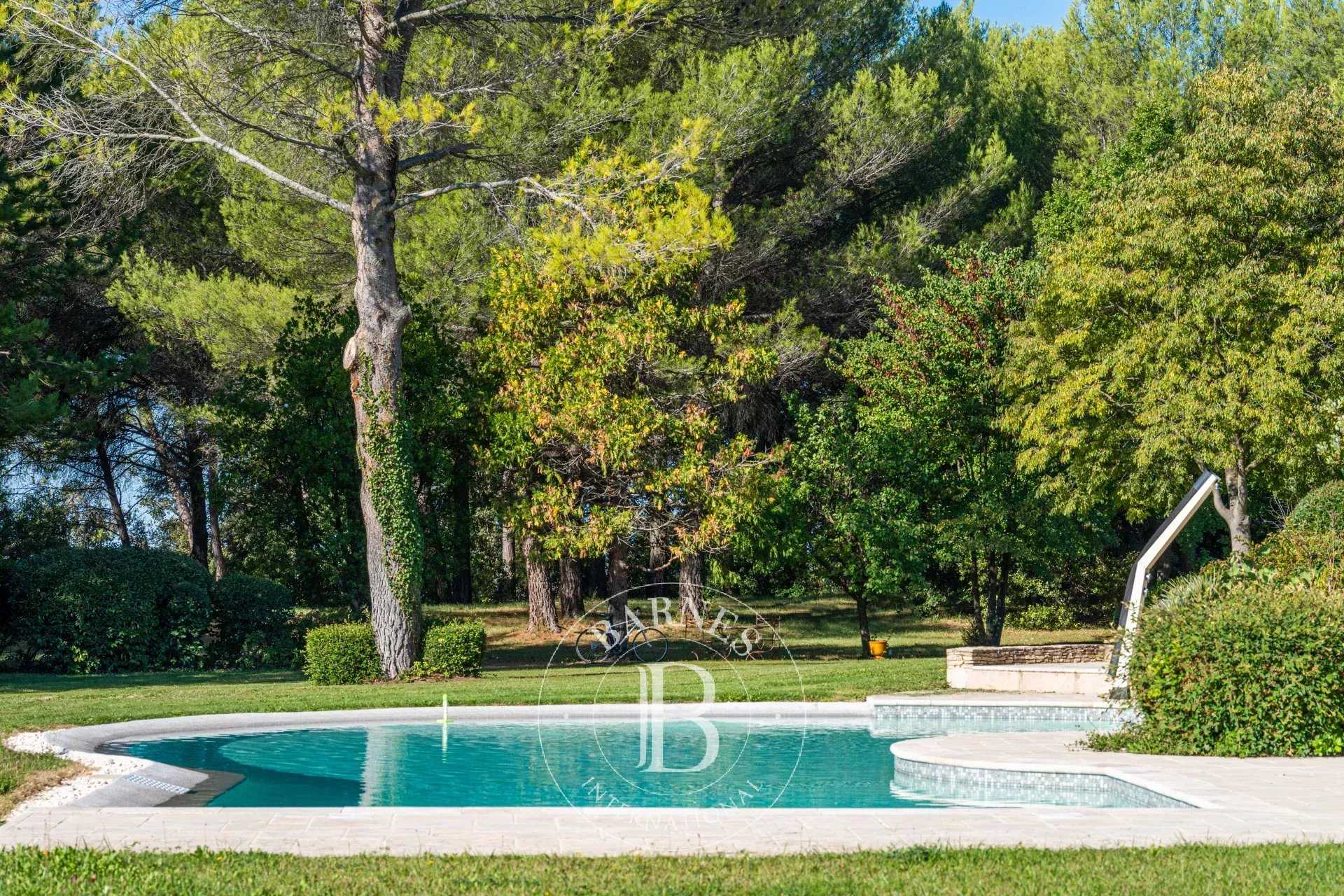 House Aix-en-Provence  -  ref 82229876 (picture 2)