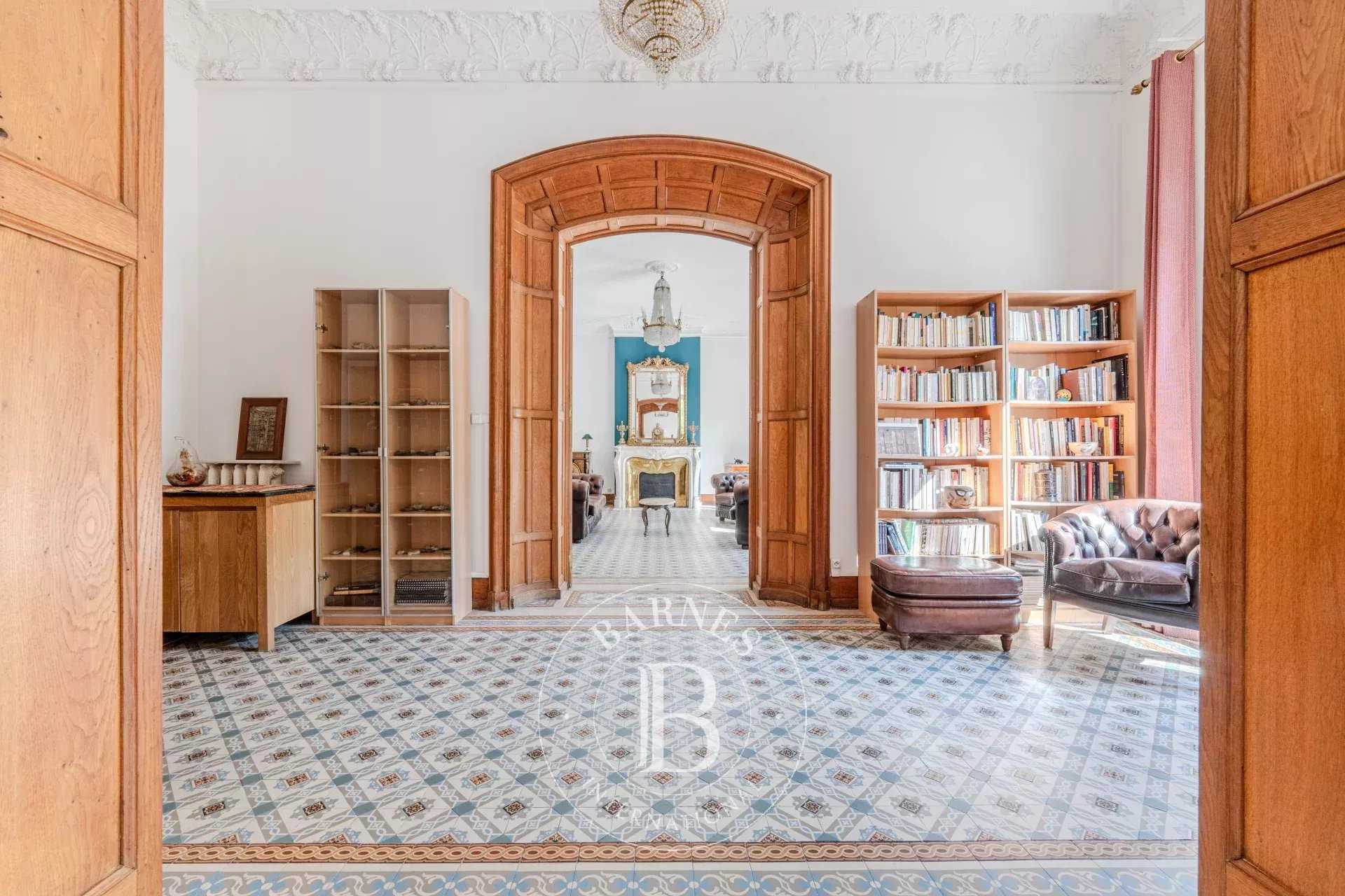 Apartment Salon-de-Provence  -  ref 85860227 (picture 2)