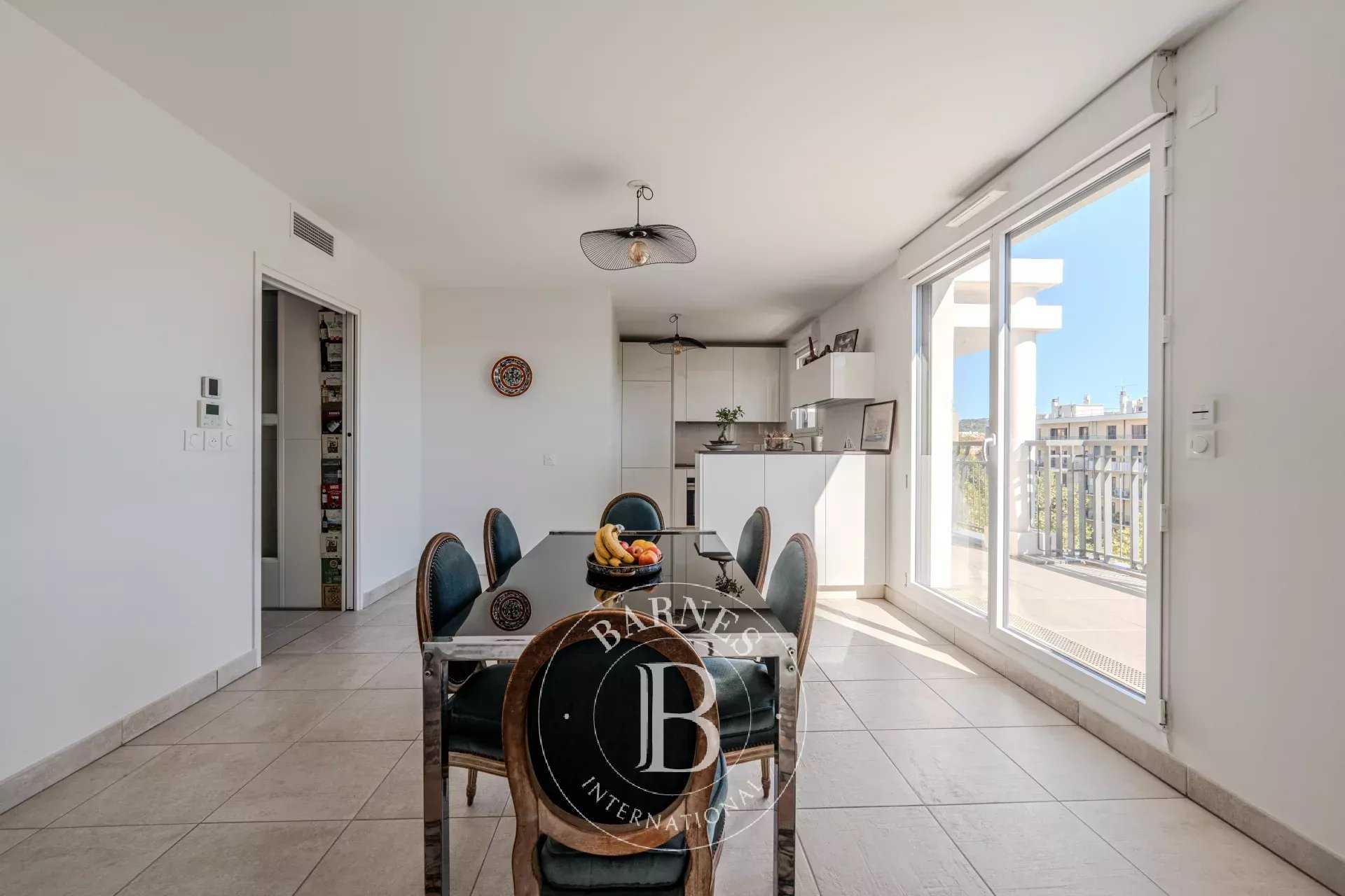 Appartement Aix-en-Provence  -  ref 86280436 (picture 3)