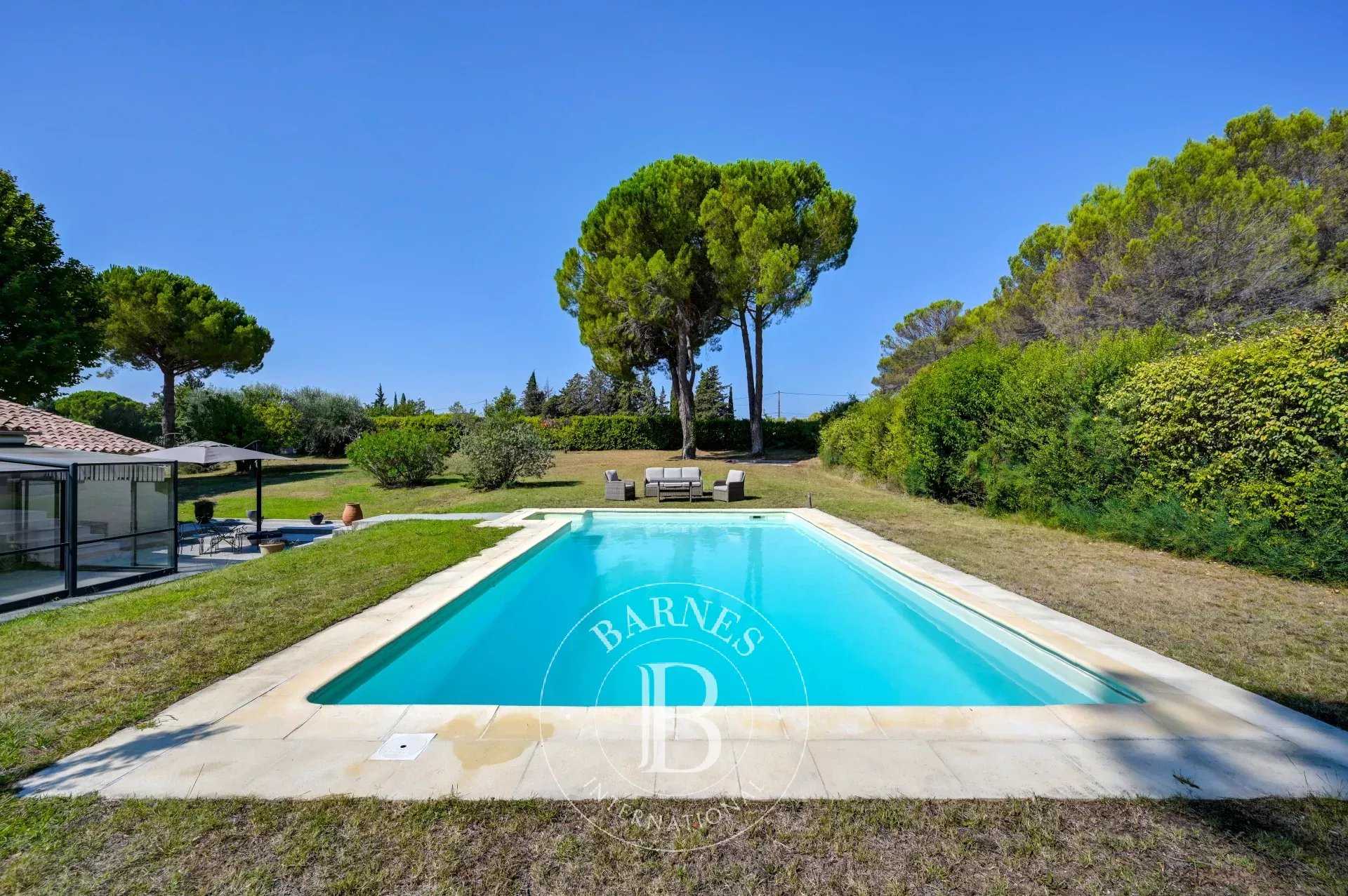 House Aix-en-Provence  -  ref 85901953 (picture 2)