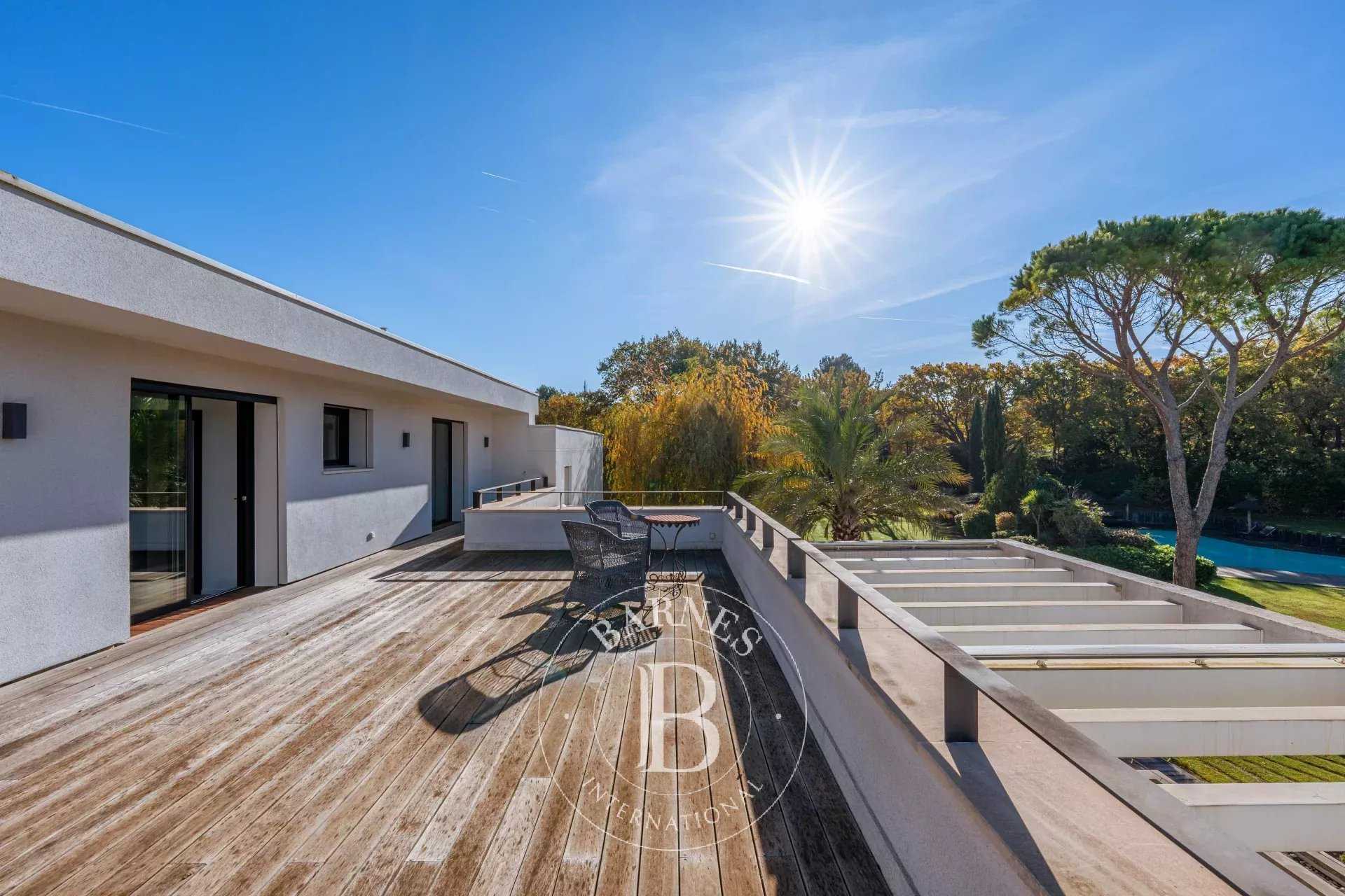 Propriété Aix-en-Provence  -  ref 85324737 (picture 2)