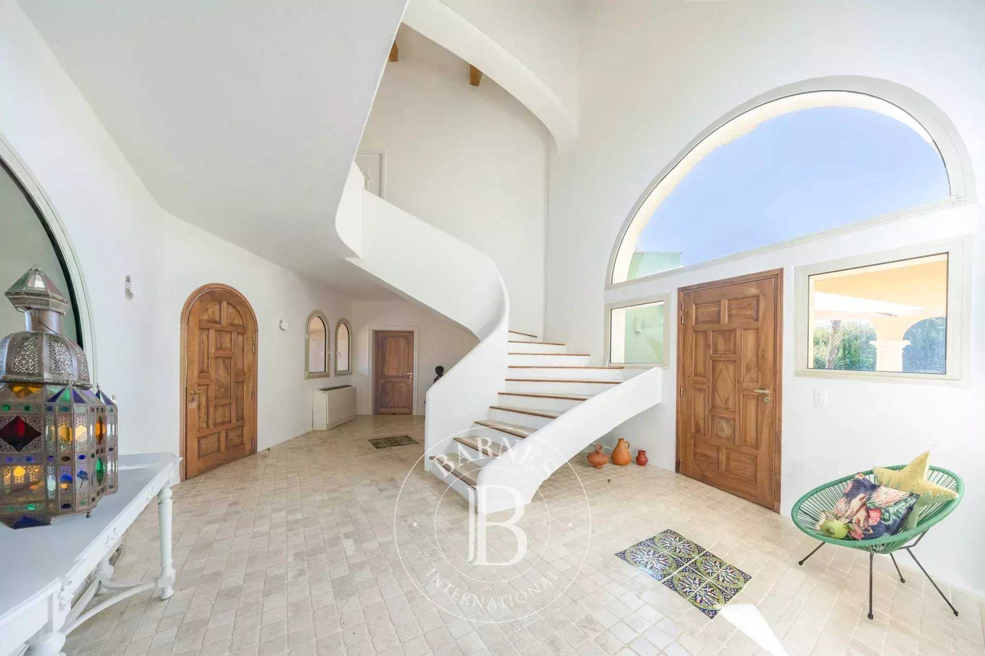 Property Aix-en-Provence  -  ref 5620860 (picture 3)