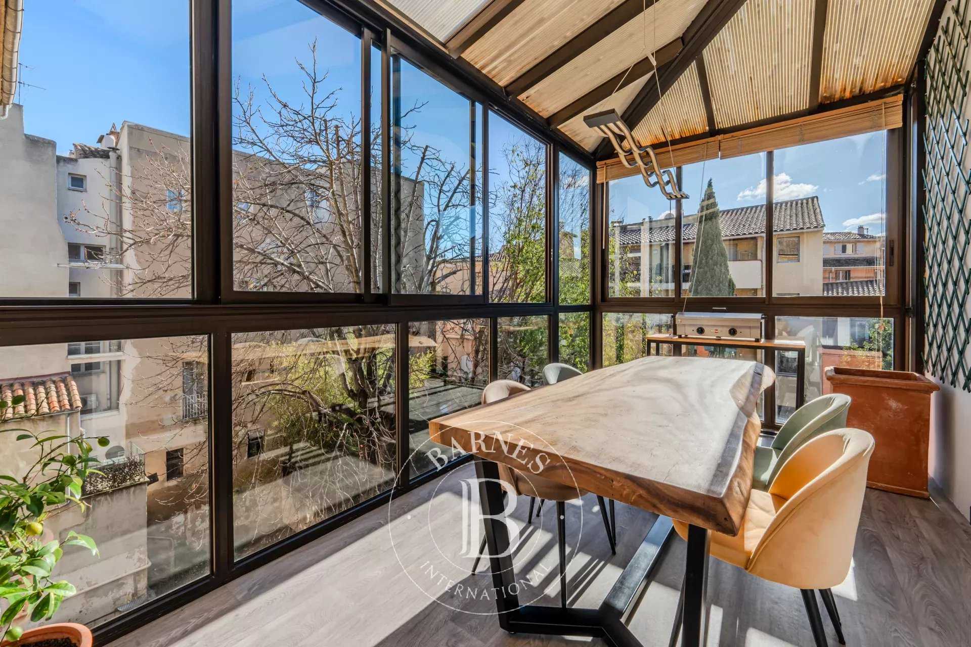 Apartment Aix-en-Provence  -  ref 86363340 (picture 1)