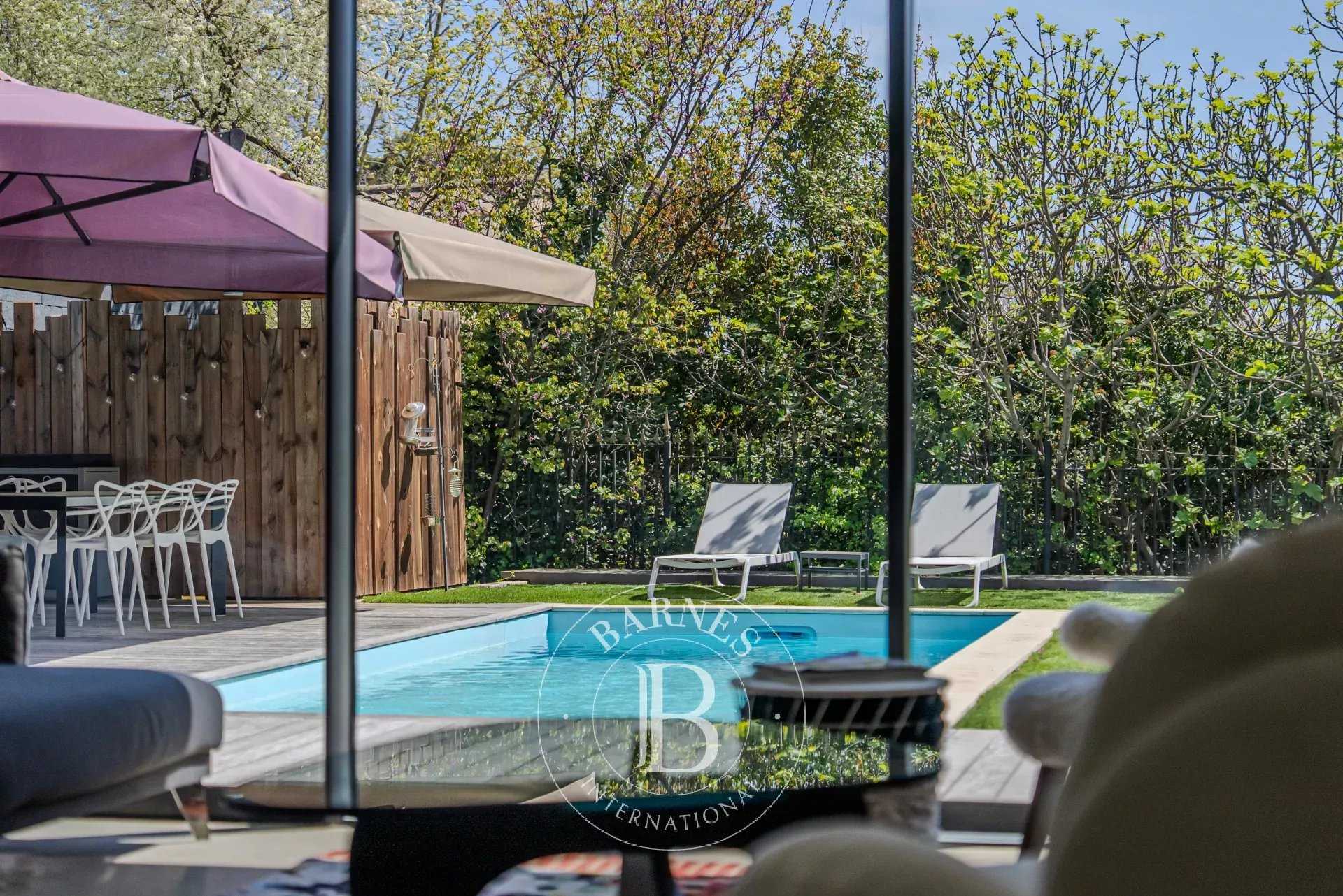 House Aix-en-Provence  -  ref 85855991 (picture 1)