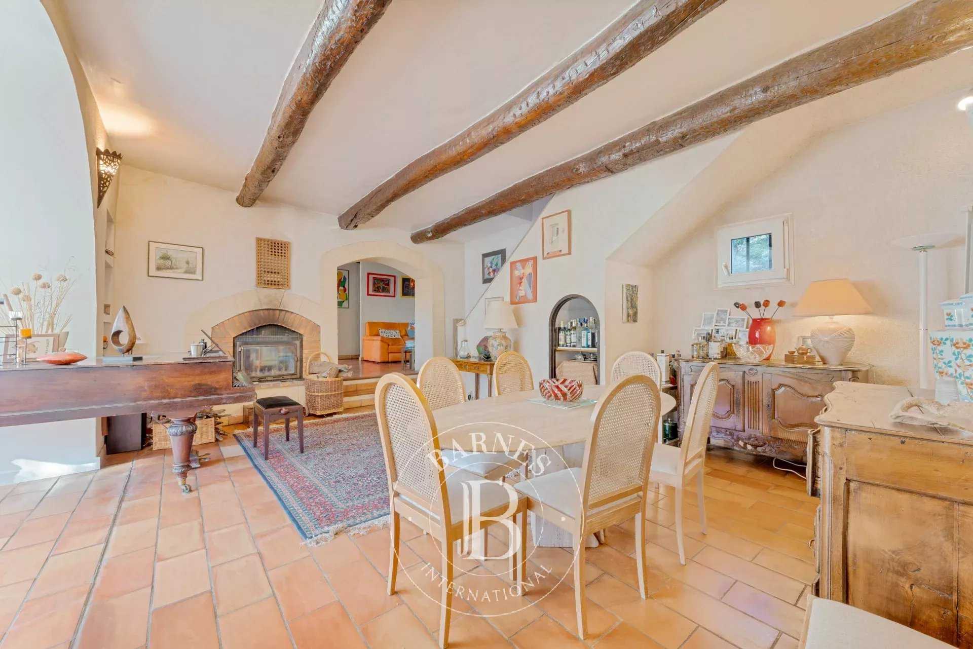 Maison Simiane-Collongue  -  ref 84039477 (picture 2)