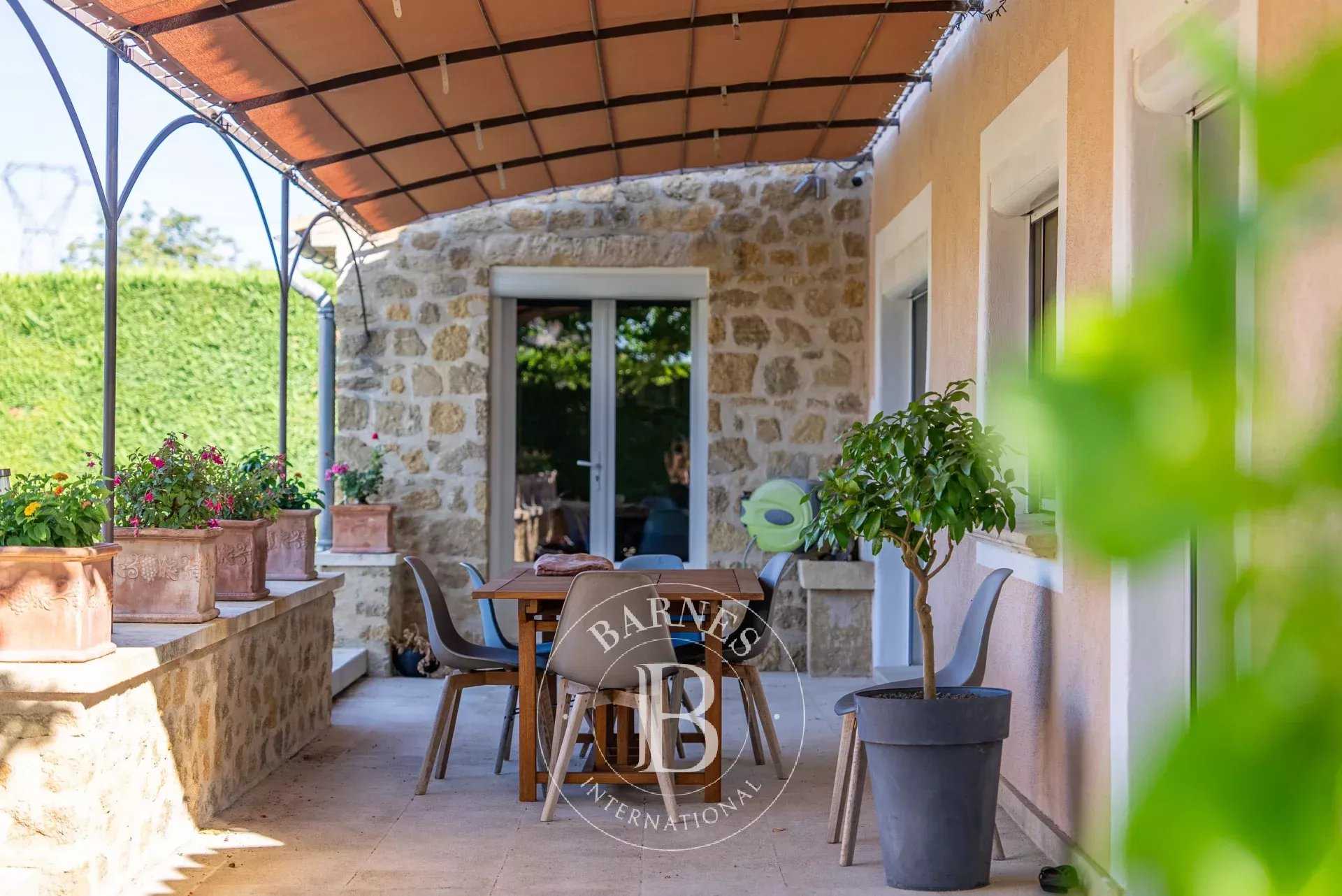 Villa Villelaure  -  ref 84940623 (picture 3)