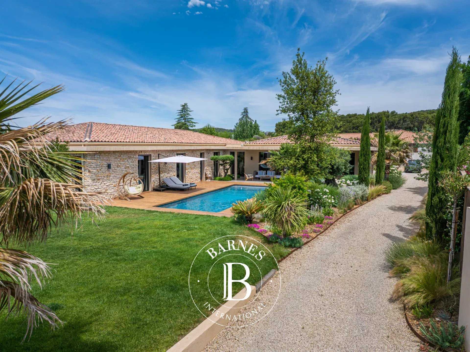Maison Éguilles  -  ref 85963882 (picture 1)