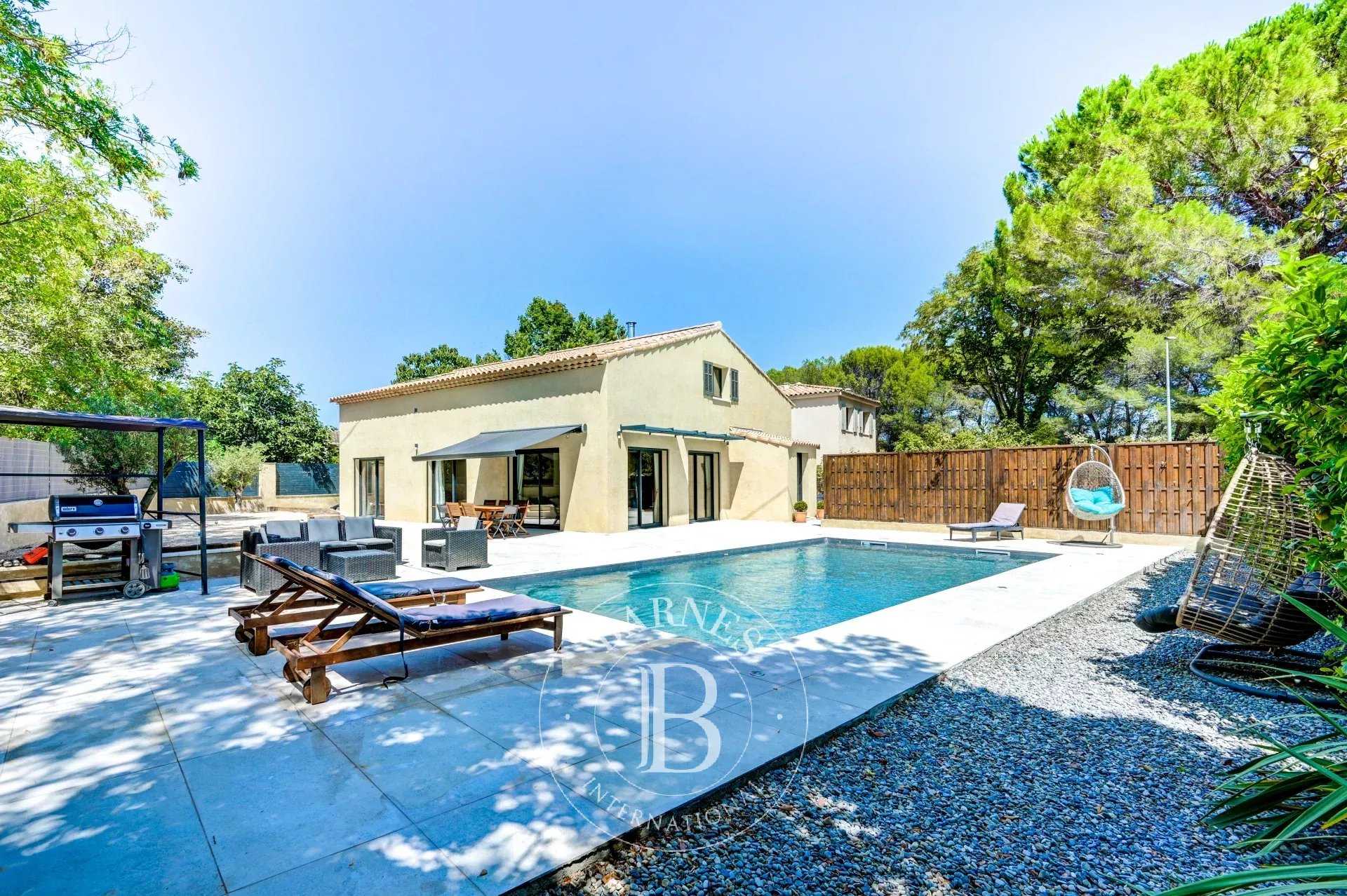 House Aix-en-Provence  -  ref 85599515 (picture 1)
