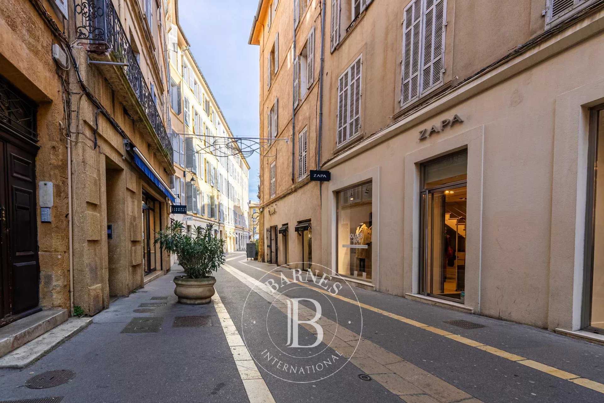 Immeuble Aix-en-Provence  -  ref 84054168 (picture 3)
