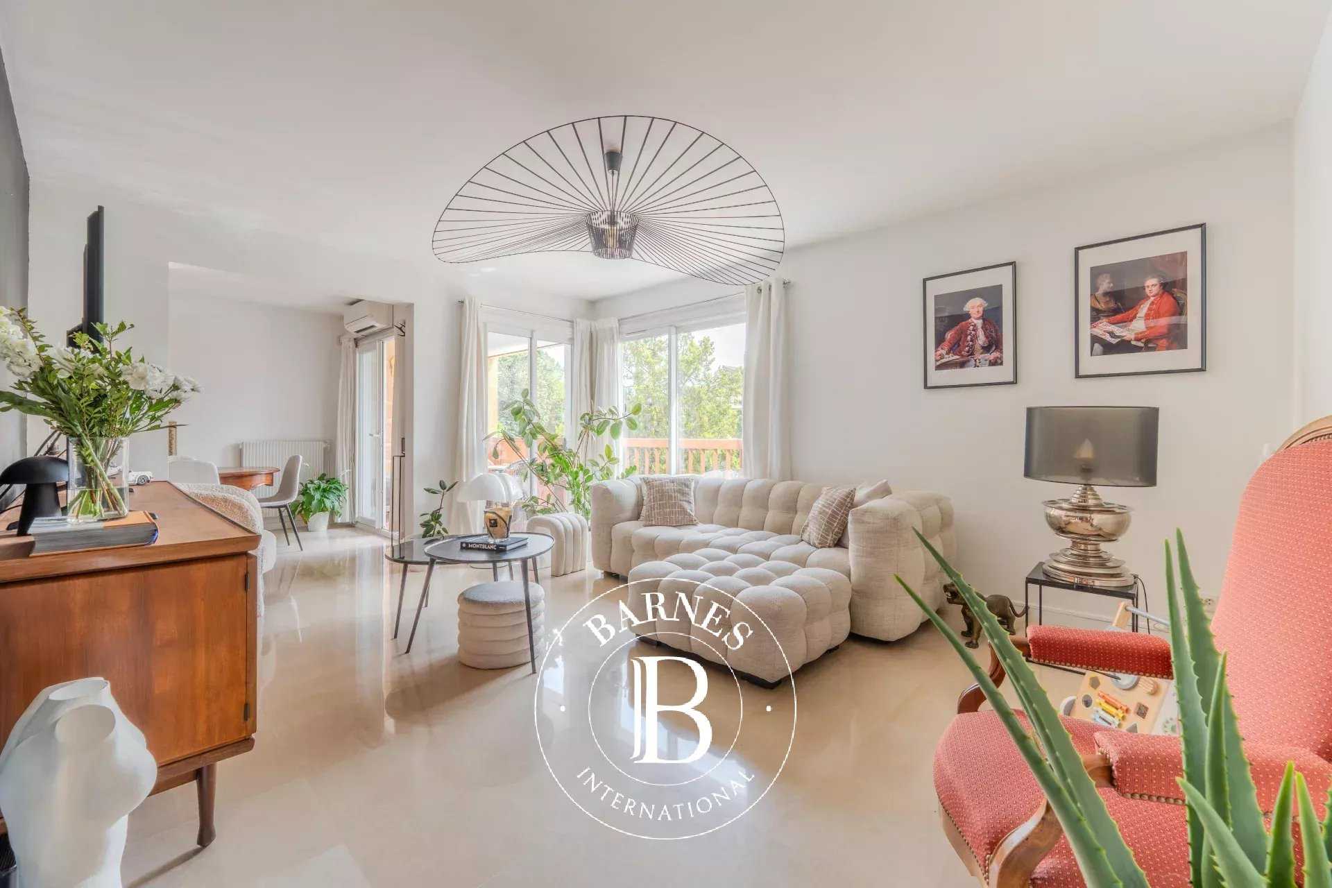 Appartement Aix-en-Provence  -  ref 86832068 (picture 1)