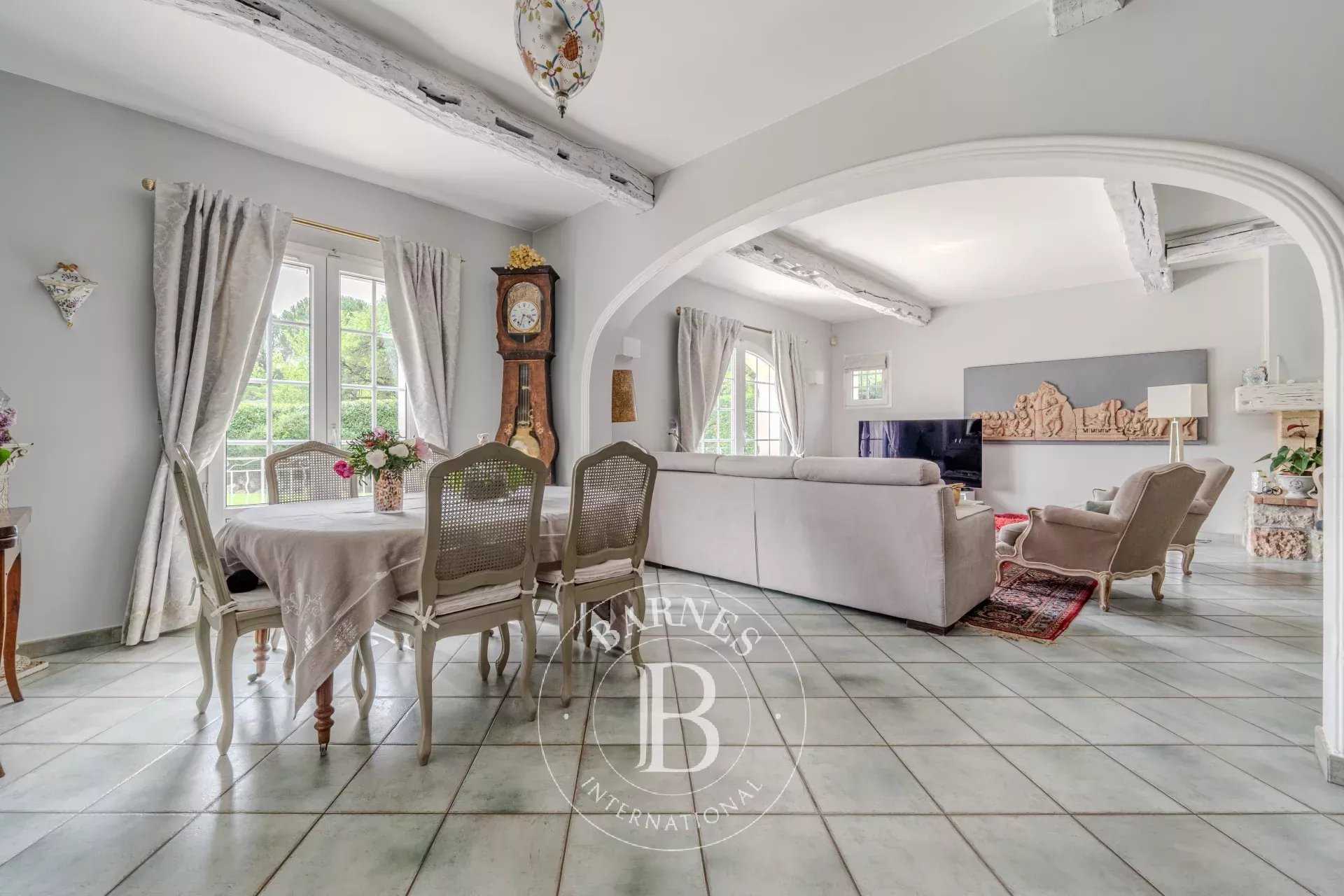 House Aix-en-Provence  -  ref 85918916 (picture 3)