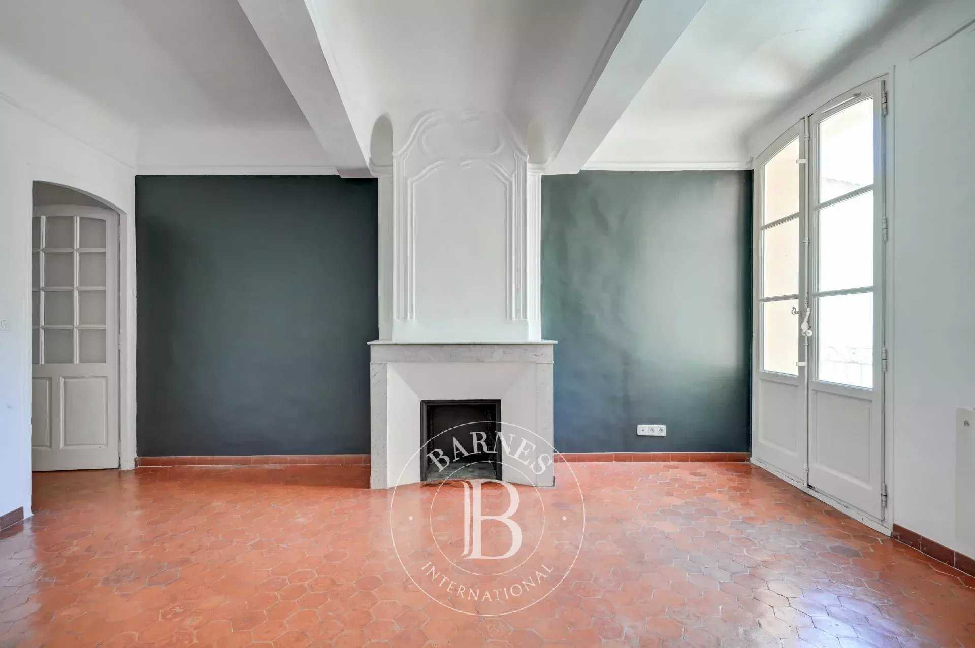 Apartment Aix-en-Provence  -  ref 86125247 (picture 2)
