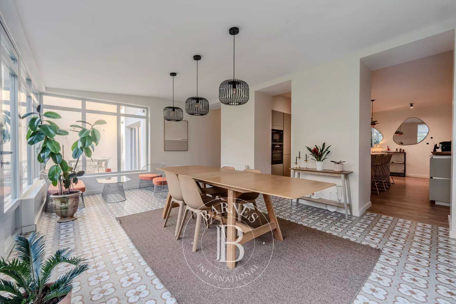 Apartment villa Aix-en-Provence  -  ref 86449424 (picture 1)