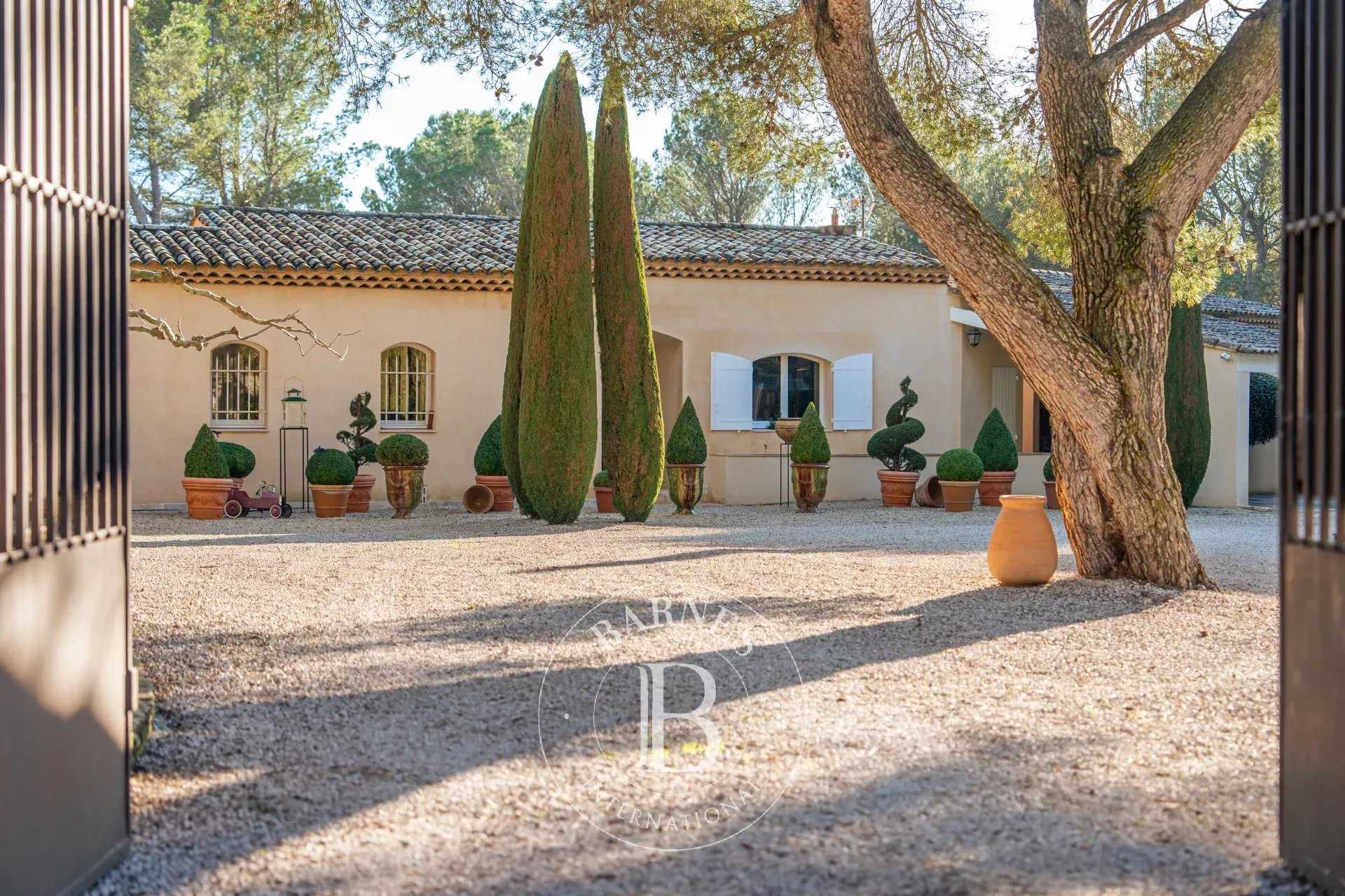 Property Aix-en-Provence  -  ref 86507261 (picture 3)
