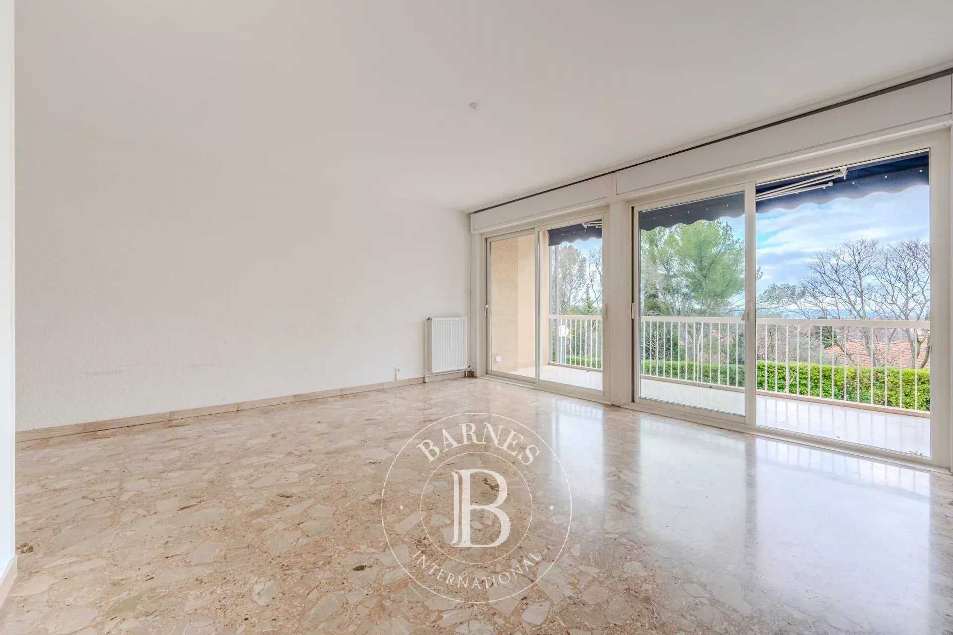 Apartment Aix-en-Provence  -  ref 85524232 (picture 1)
