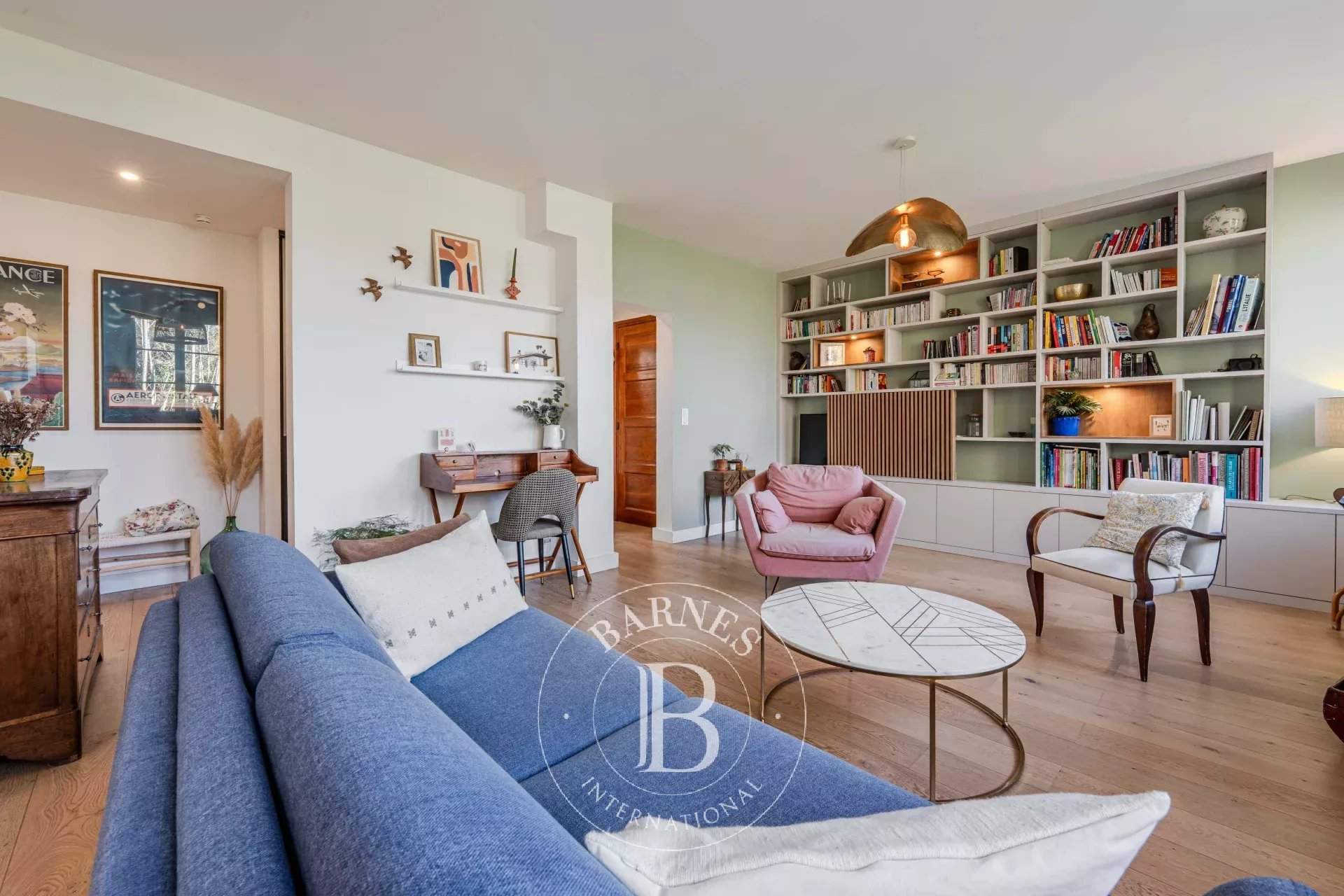 Aix-en-Provence  - Apartment 3 Bedrooms - picture 2