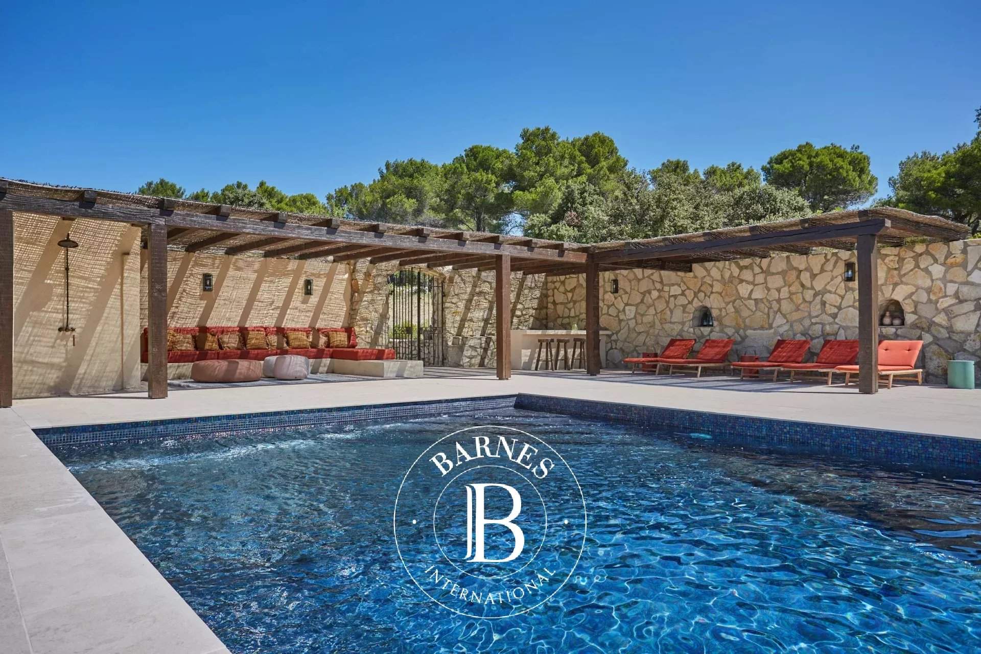 Aix-en-Provence  - Property 6 Bedrooms - picture 9
