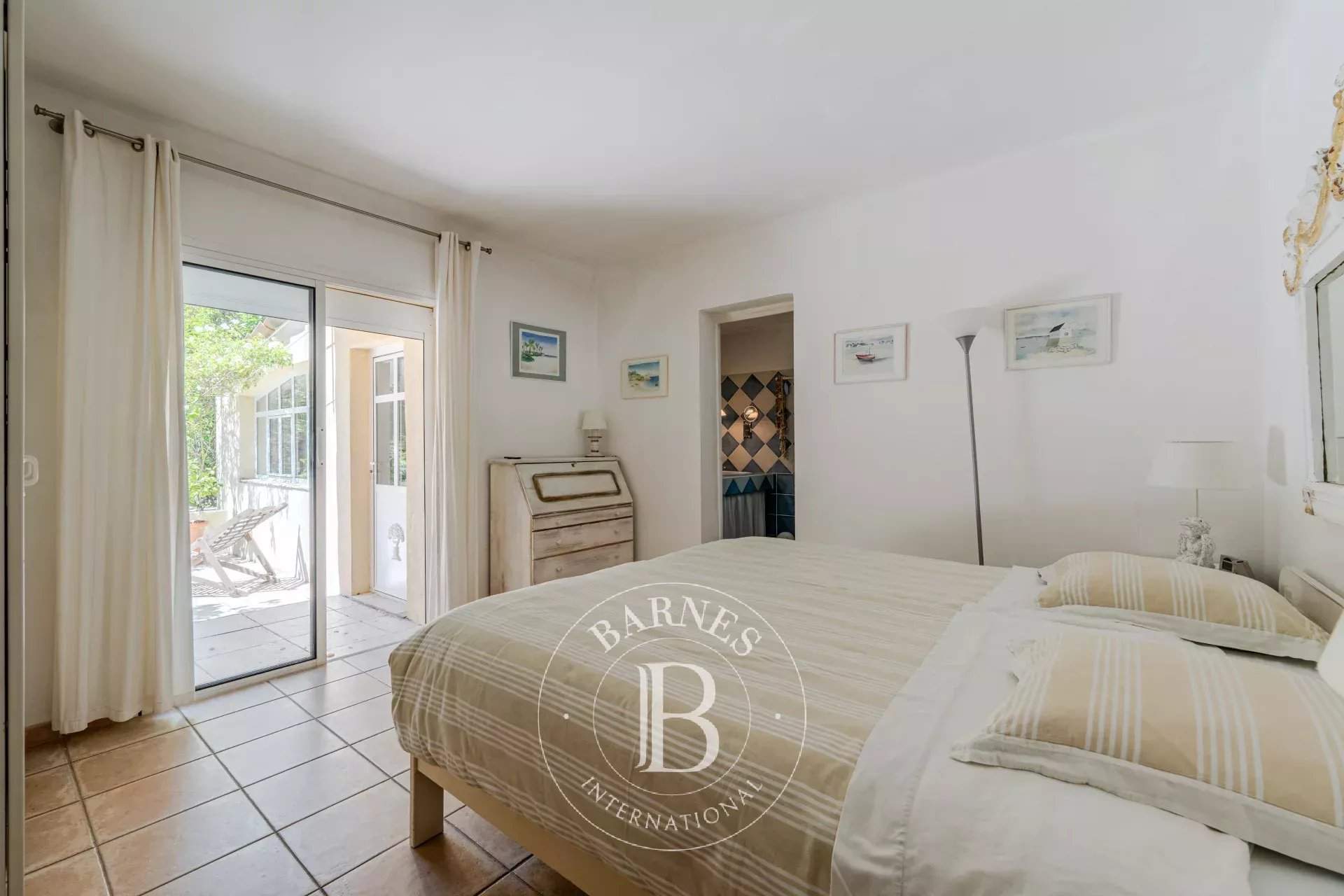 Aix-en-Provence  - House 4 Bedrooms - picture 15