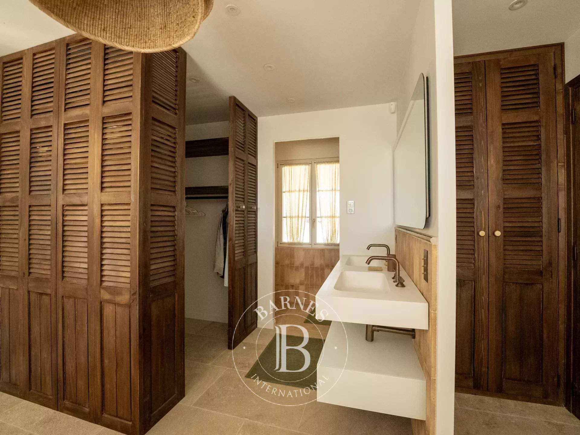 Lourmarin  - Property 5 Bedrooms - picture 18