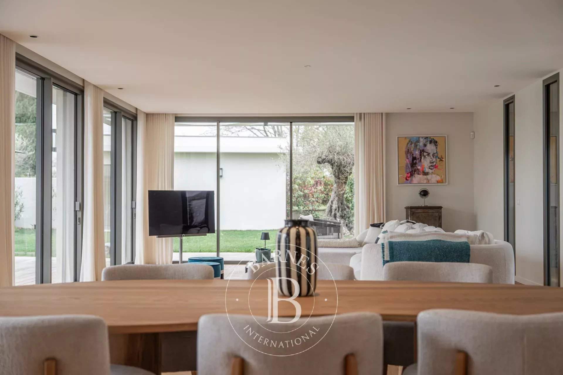 Aix-en-Provence  - Villa 4 Bedrooms - picture 12