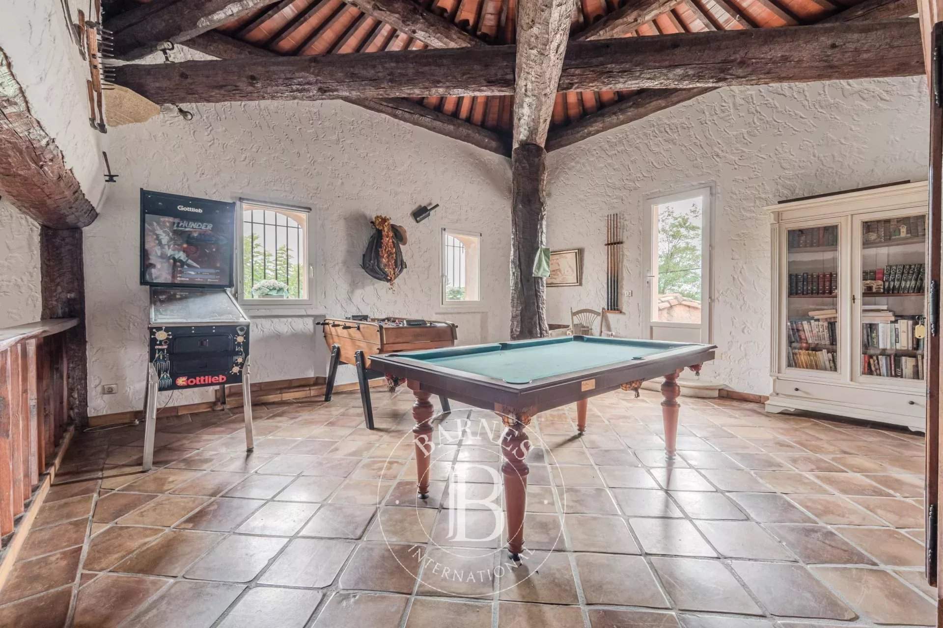 Aix-en-Provence  - House 5 Bedrooms - picture 12
