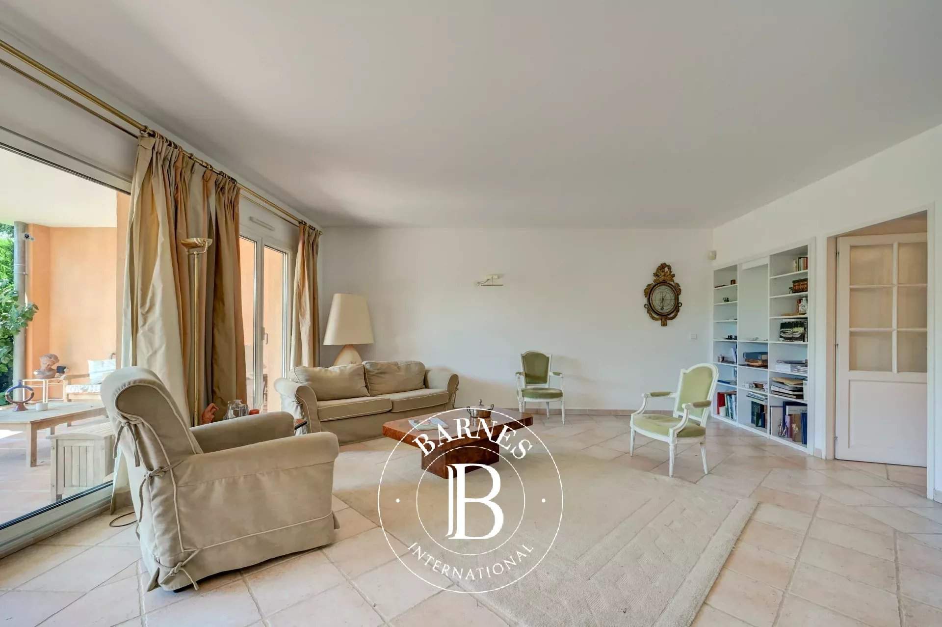 Aix-en-Provence  - Apartment 2 Bedrooms - picture 11