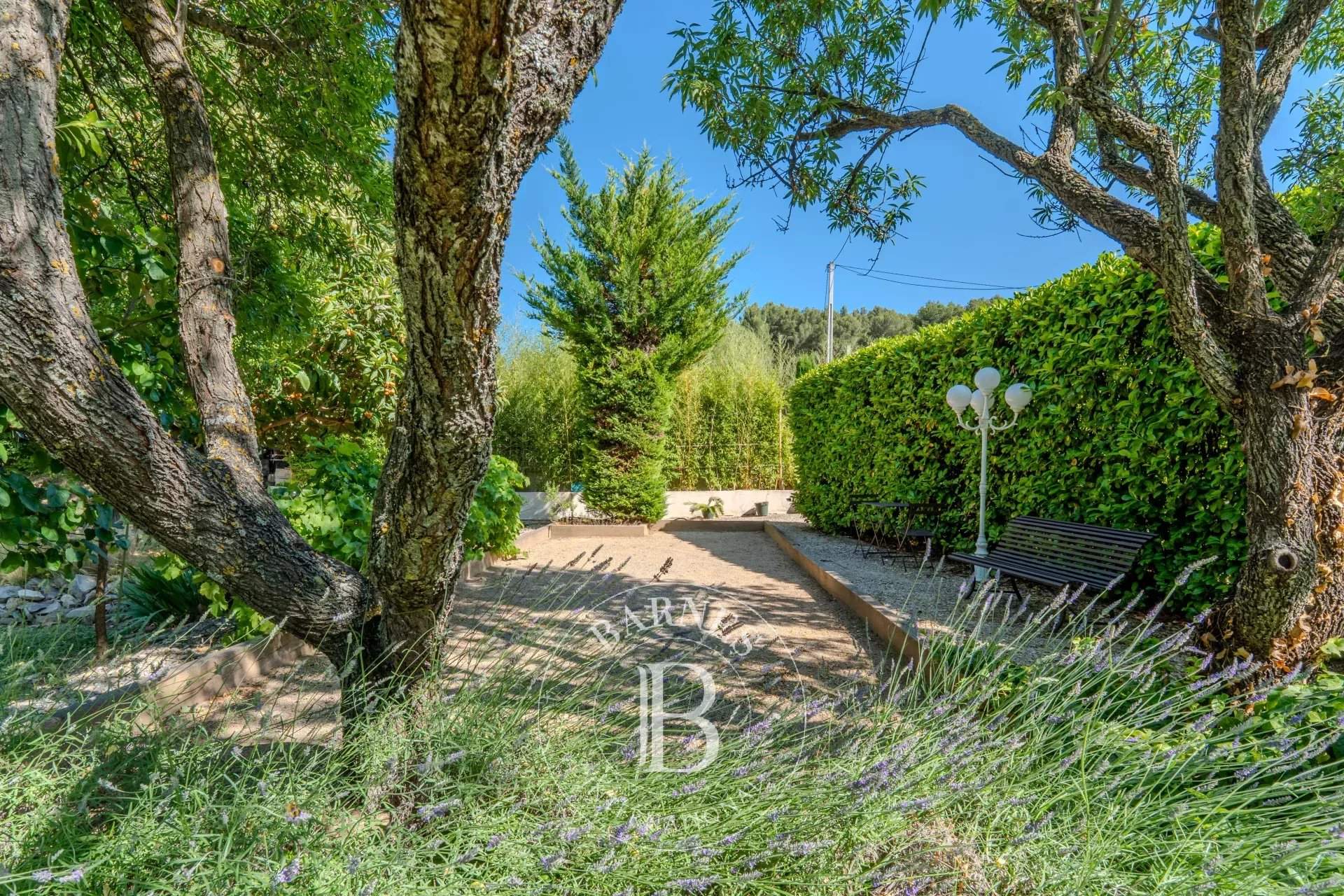 Venelles  - House 6 Bedrooms - picture 11