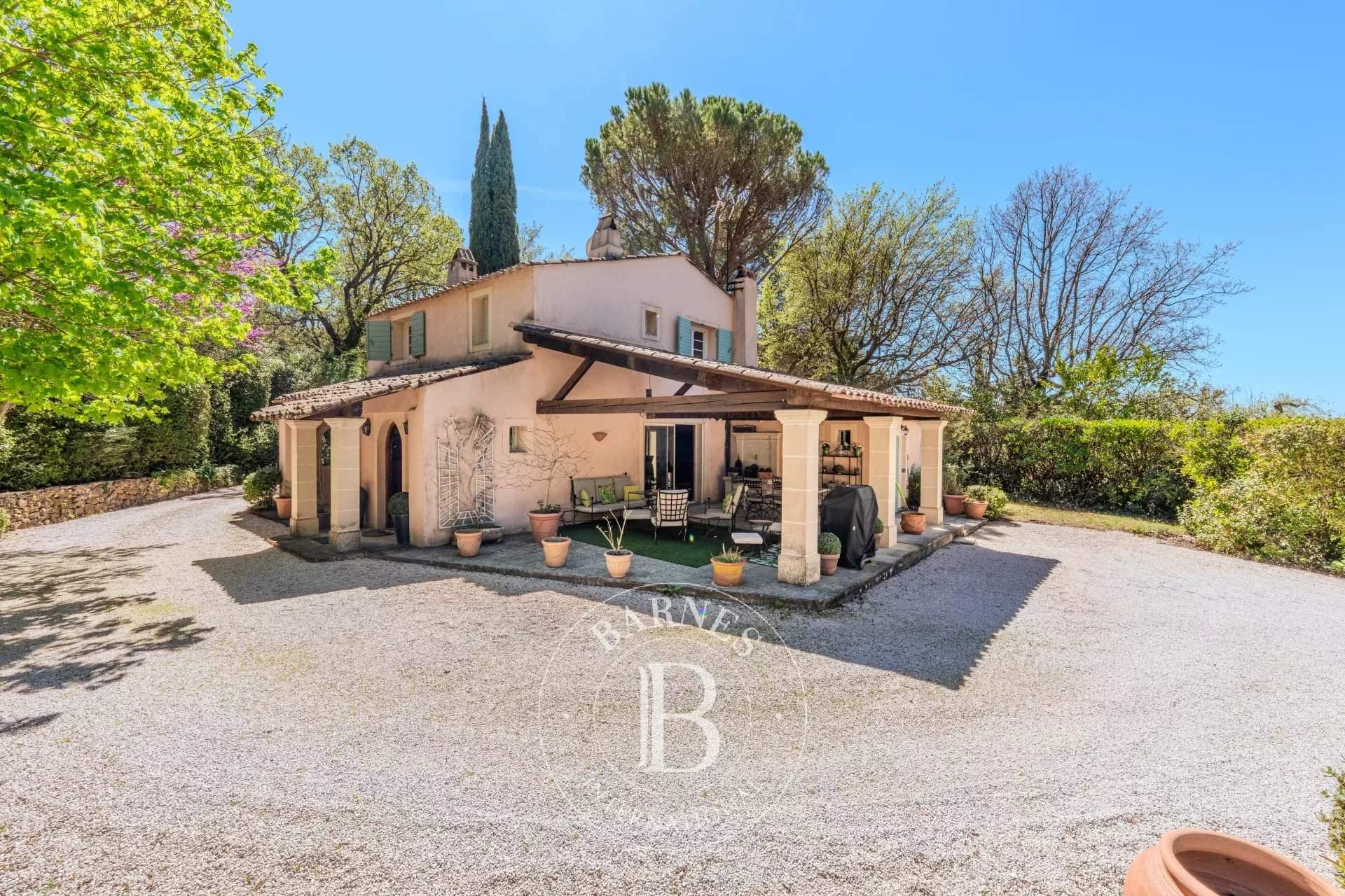 Aix-en-Provence  - House 6 Bedrooms - picture 11