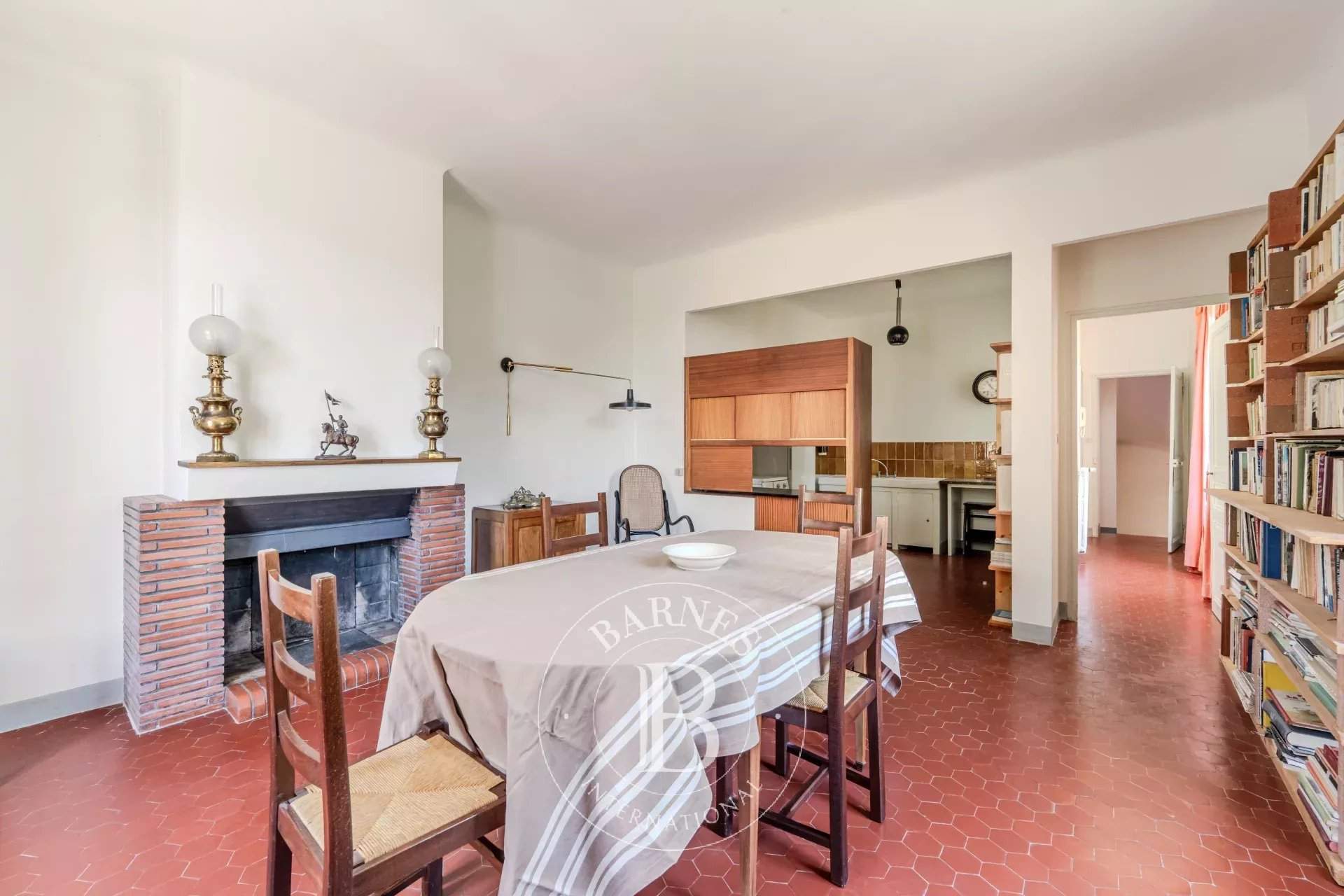 Aix-en-Provence  - Bastide 8 Pièces 5 Chambres - picture 20