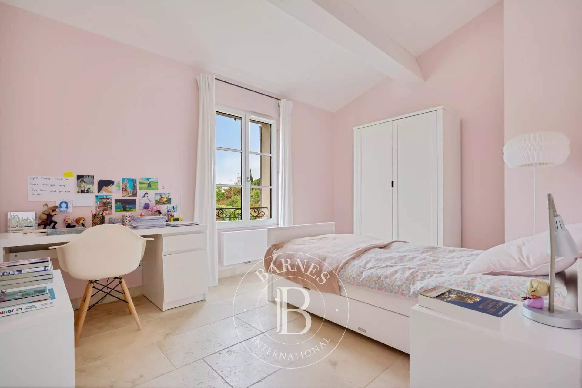 Aix-en-Provence  - Maison 7 Pi&egrave;ces 4 Chambres - picture 15