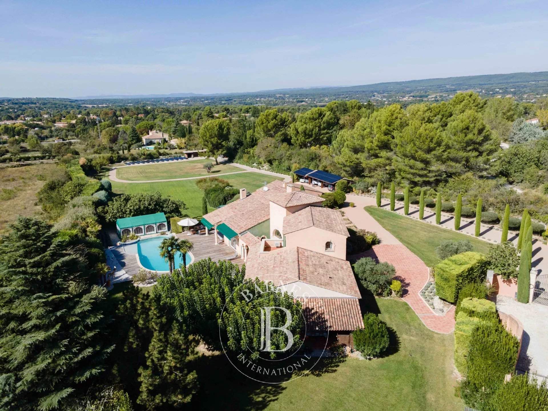 Aix-en-Provence  - Property 6 Bedrooms - picture 3