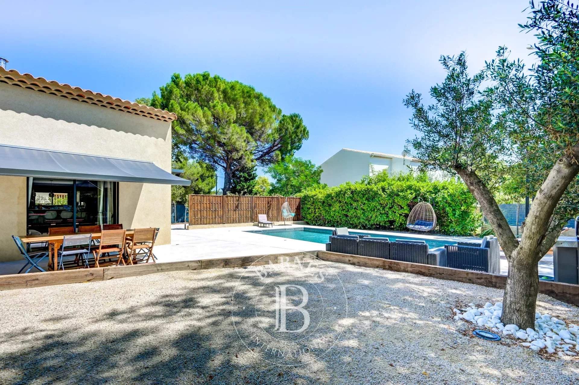 Aix-en-Provence  - House 4 Bedrooms - picture 9