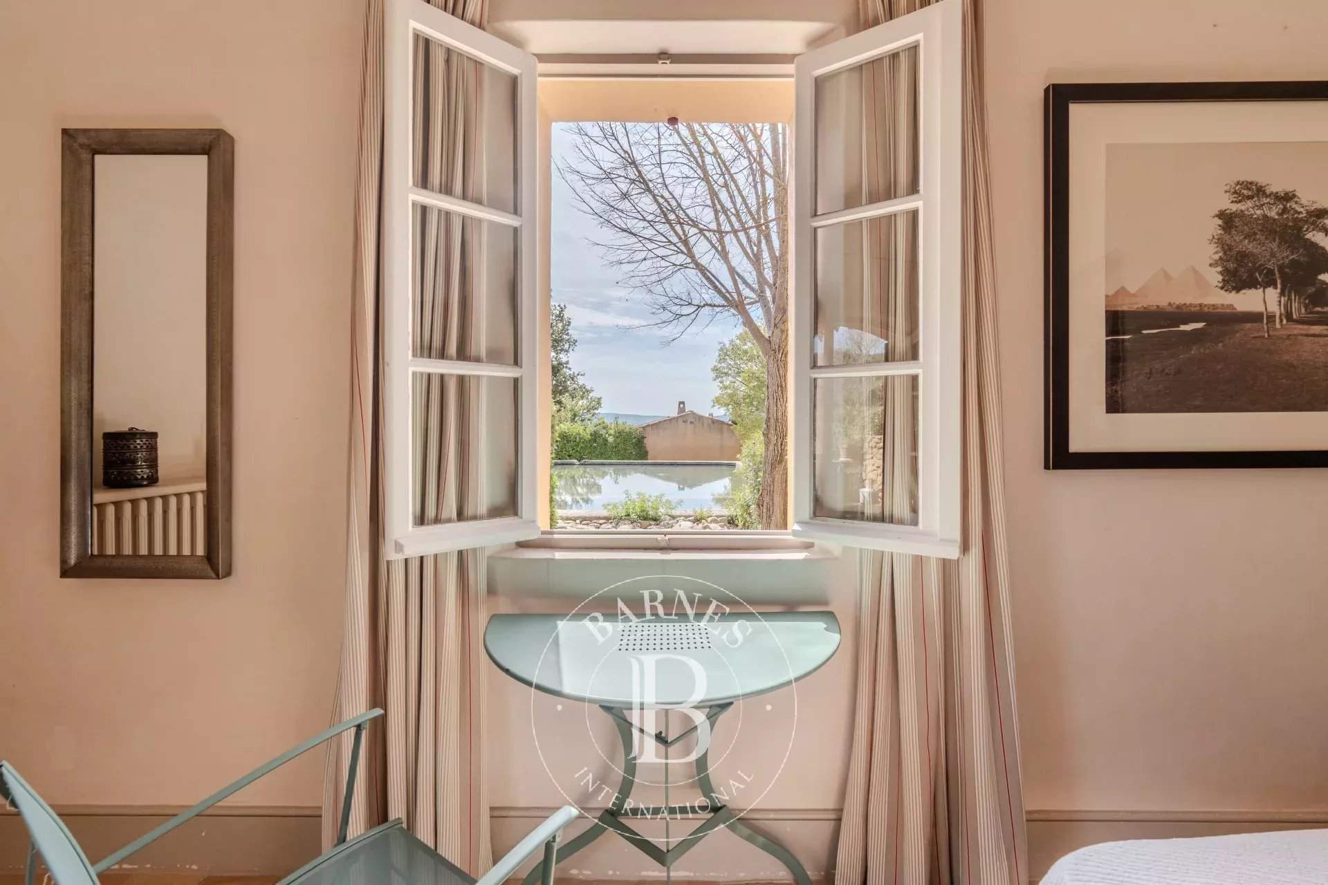 Aix-en-Provence  - Maison 6 Pièces 3 Chambres - picture 12