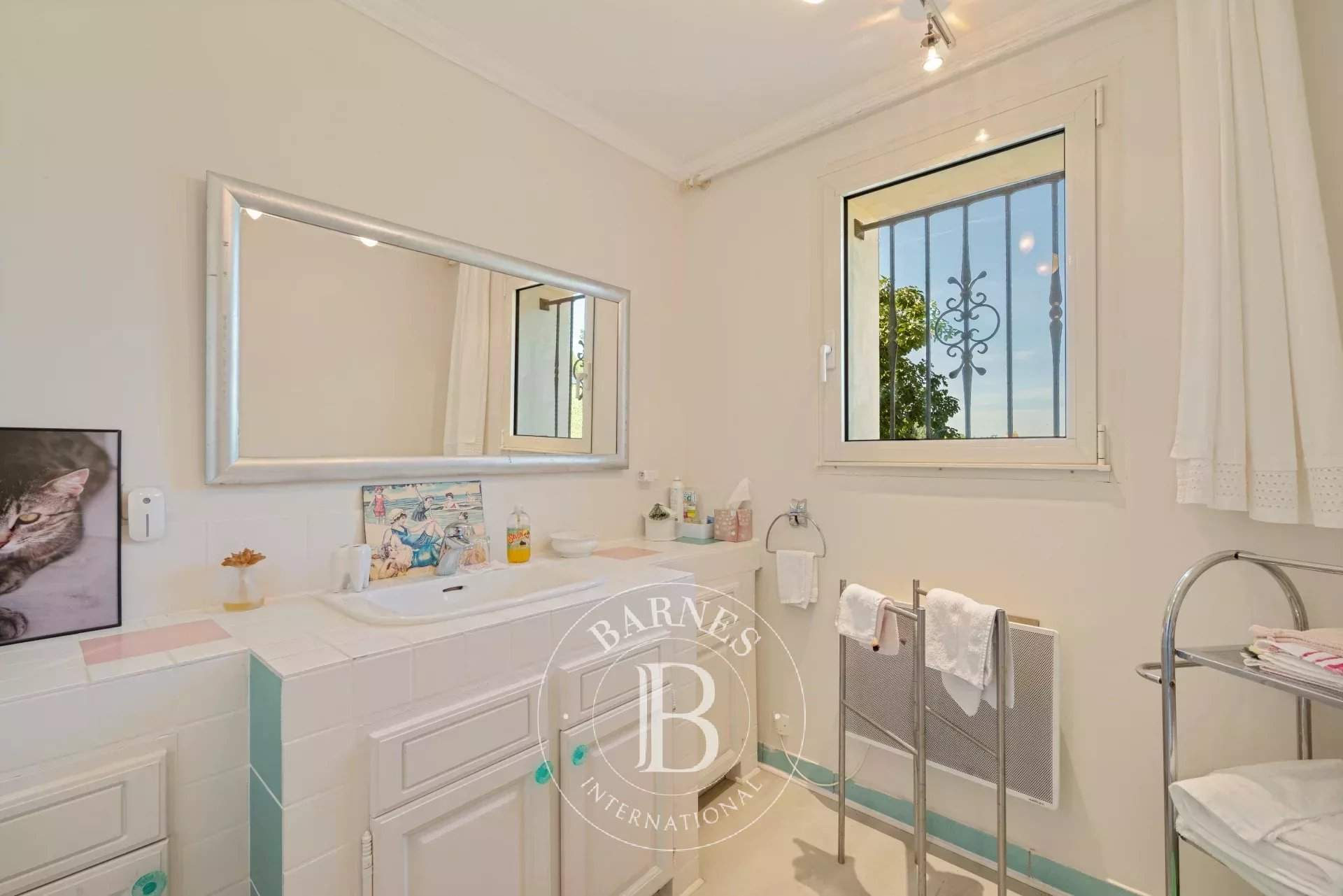 Aix-en-Provence  - Property 6 Bedrooms - picture 15