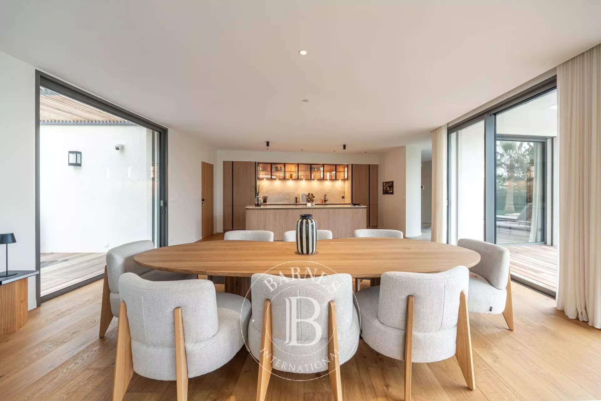 Aix-en-Provence  - Villa 4 Bedrooms - picture 8