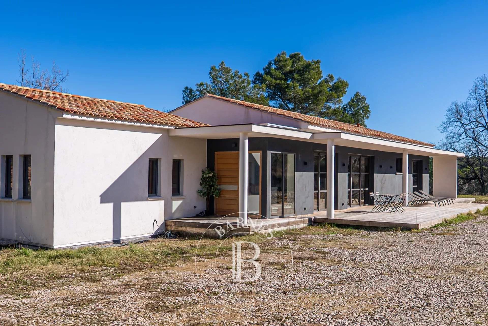 Aix-en-Provence  - Villa 4 Pi&egrave;ces 2 Chambres - picture 2