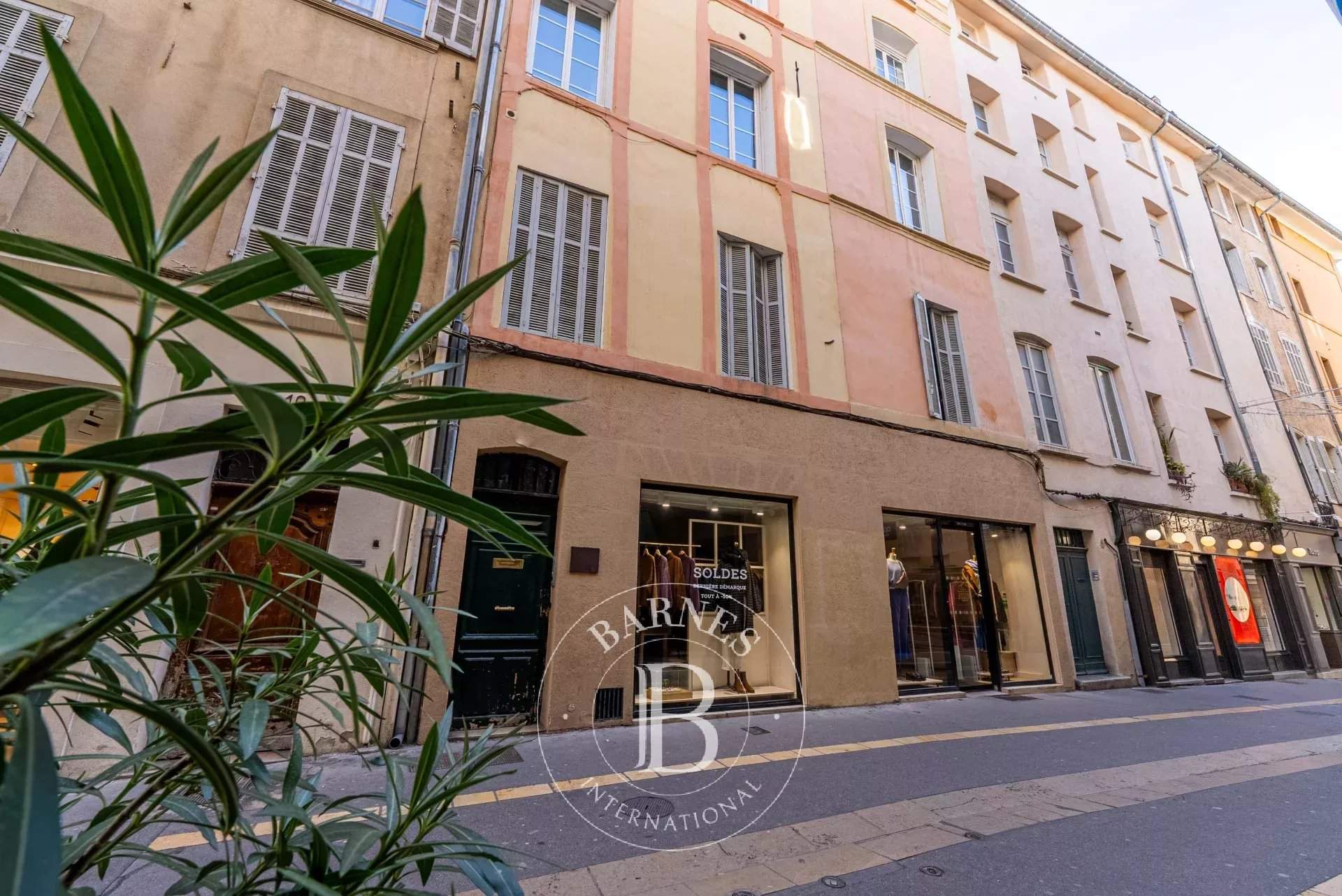 Aix-en-Provence  - Building  - picture 1