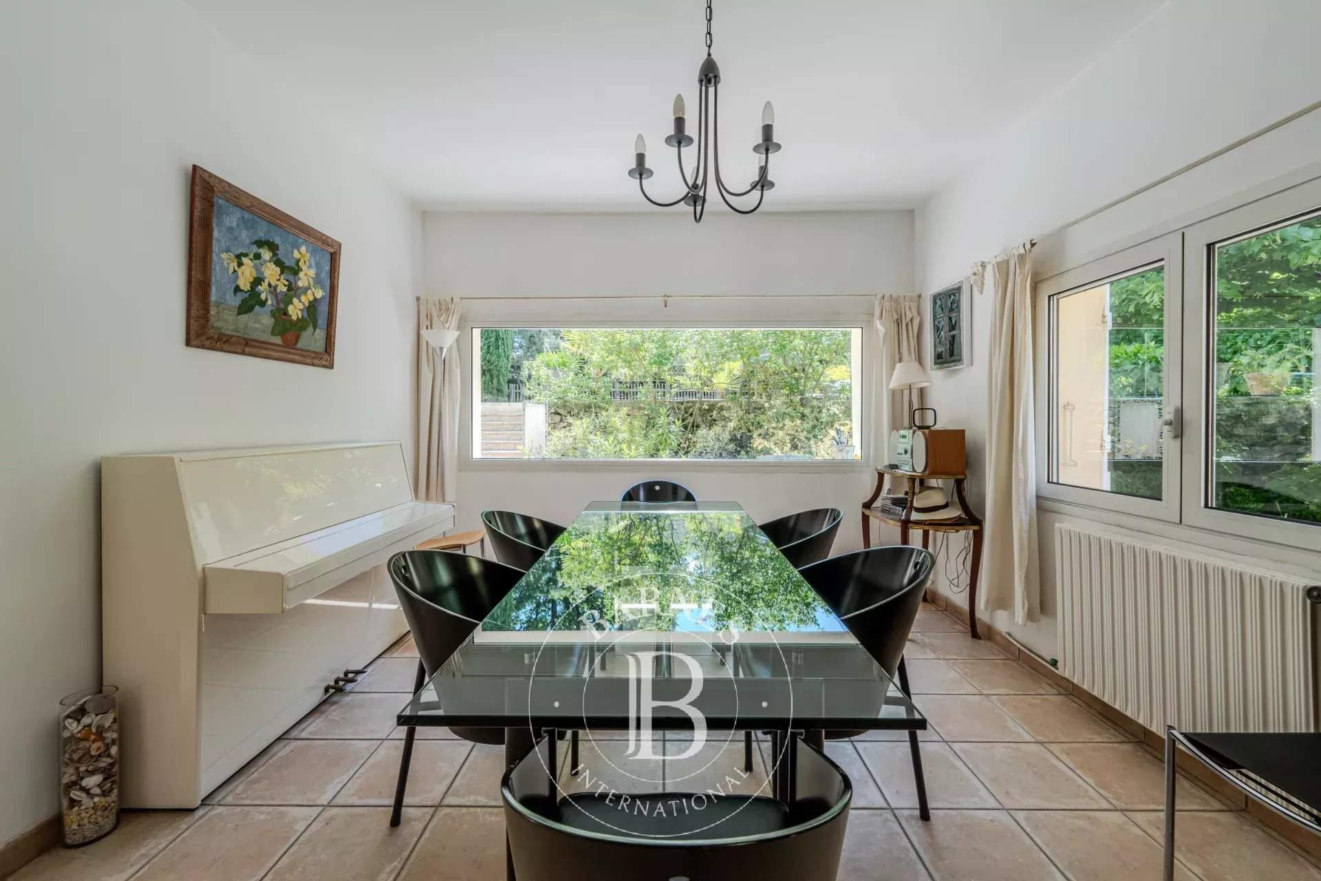 Aix-en-Provence  - House 4 Bedrooms - picture 14
