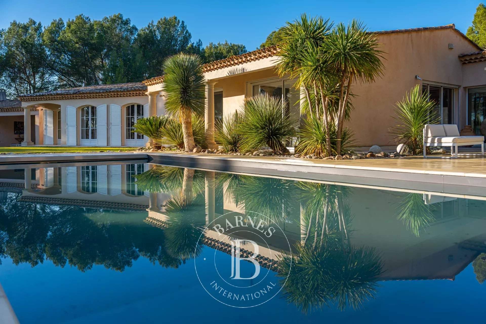 Aix-en-Provence  - Property 7 Bedrooms - picture 8