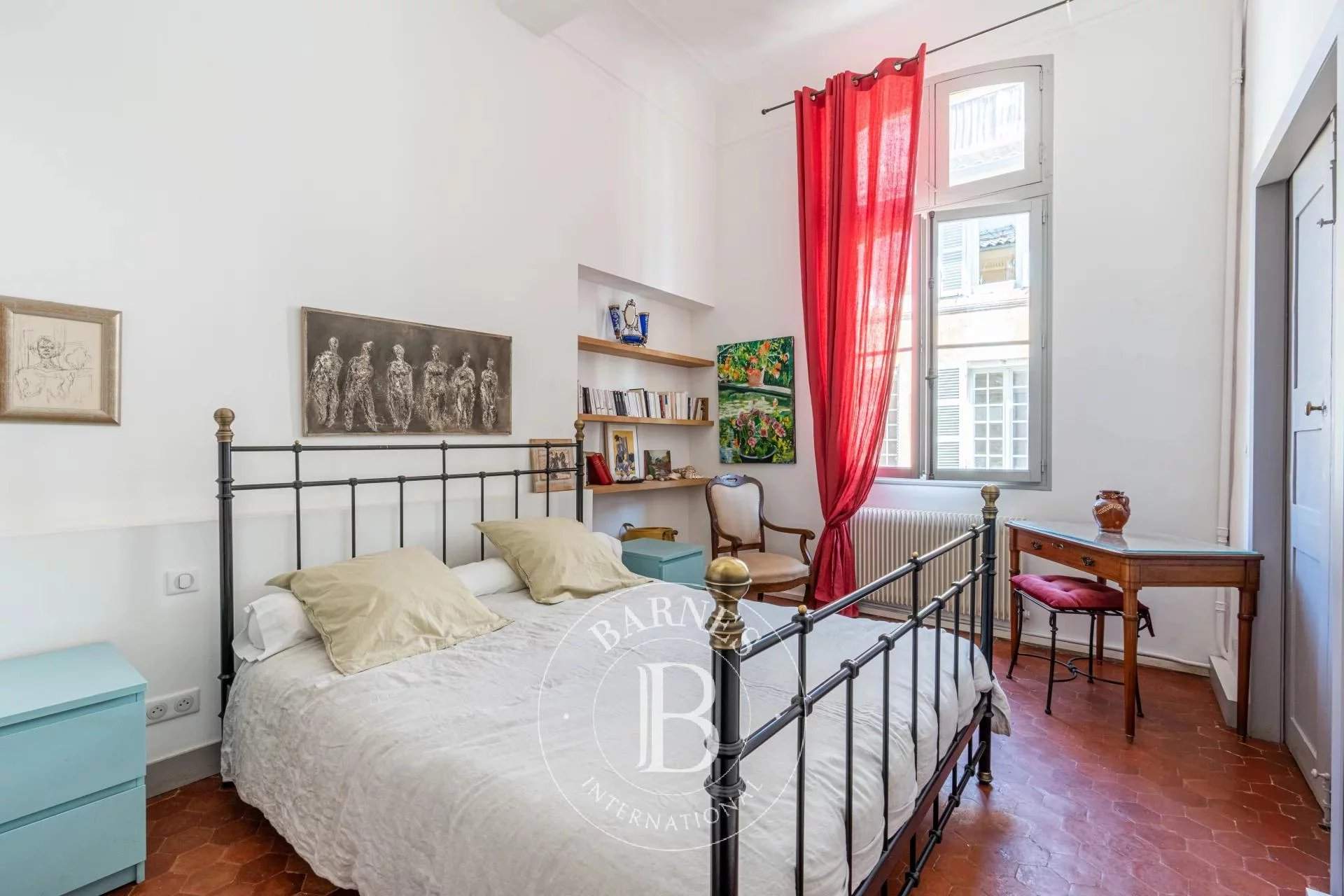 Aix-en-Provence  - Apartment 2 Bedrooms - picture 8