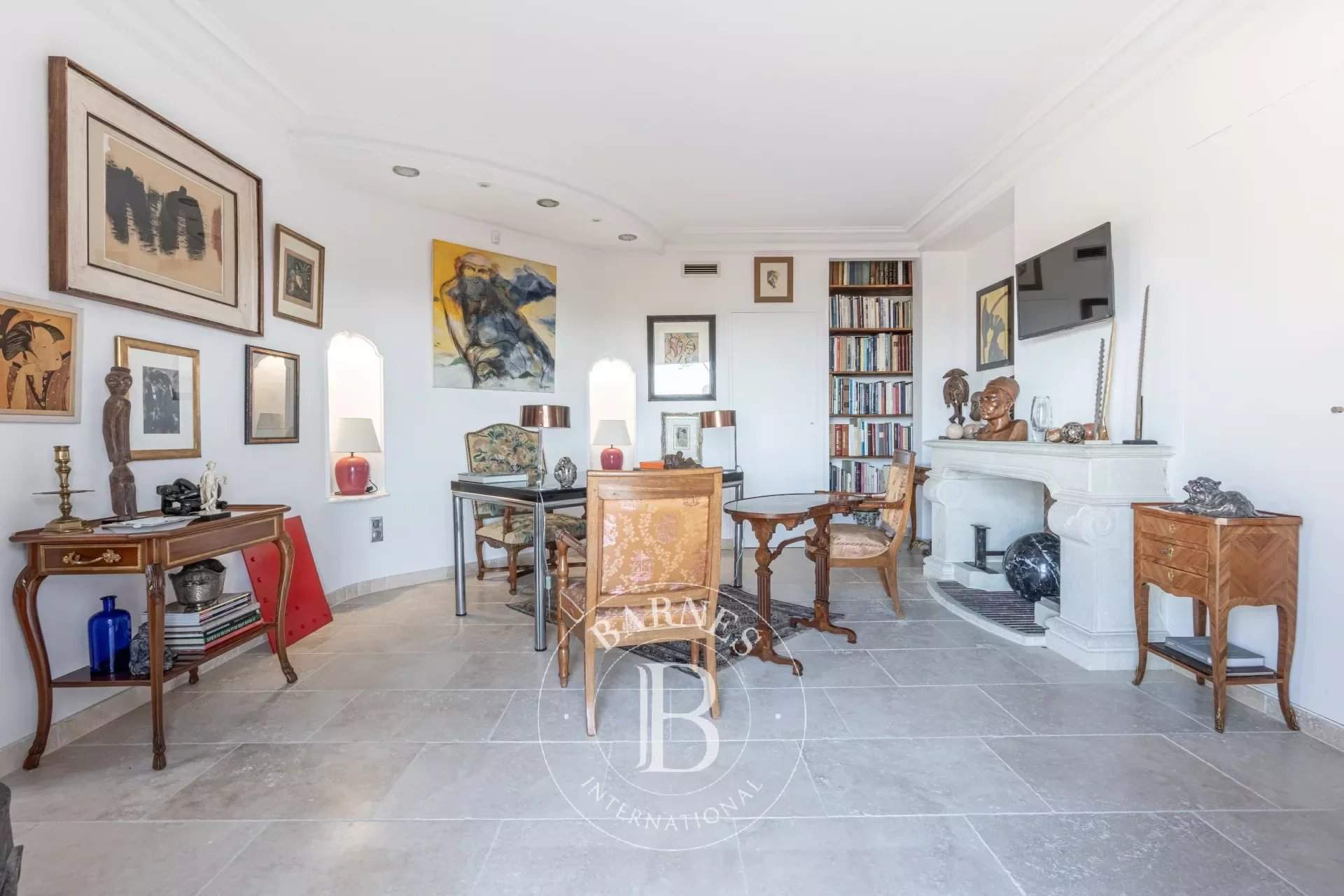 Lourmarin  - Property 5 Bedrooms - picture 16