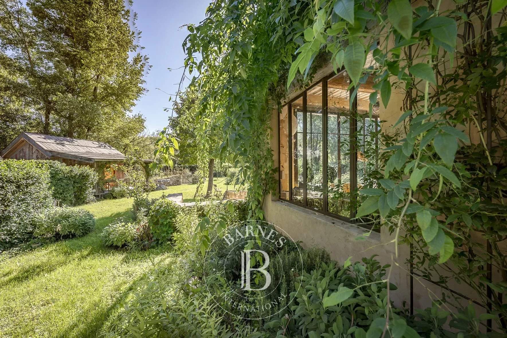 Aix-en-Provence  - Mas 5 Bedrooms - picture 11